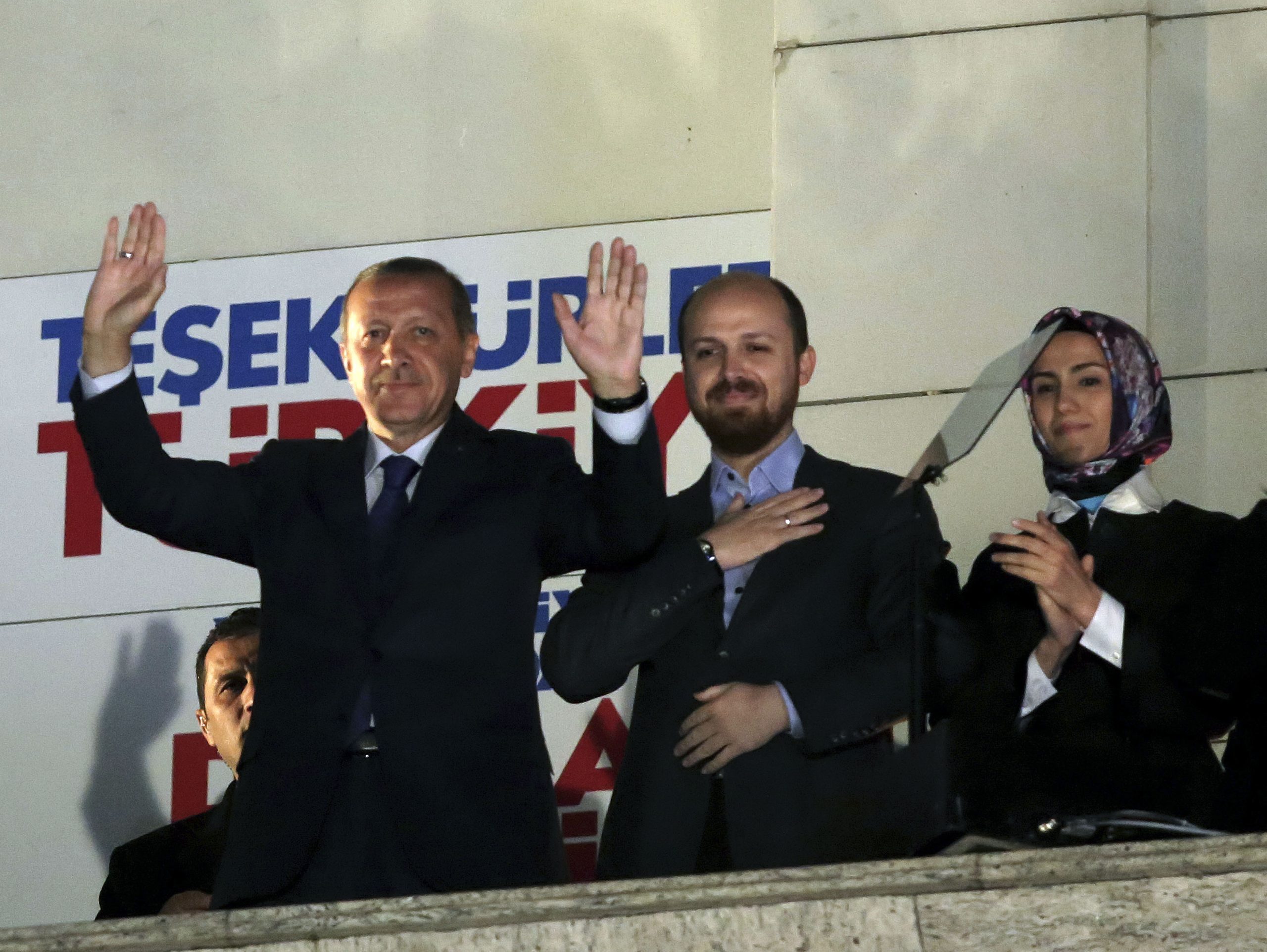 Turkey PM has boost in apparent local election win