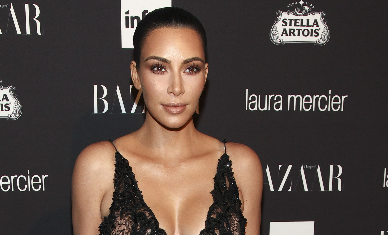 ‘On the fence’ no more: Kim Kardashian to vote Hillary Clinton