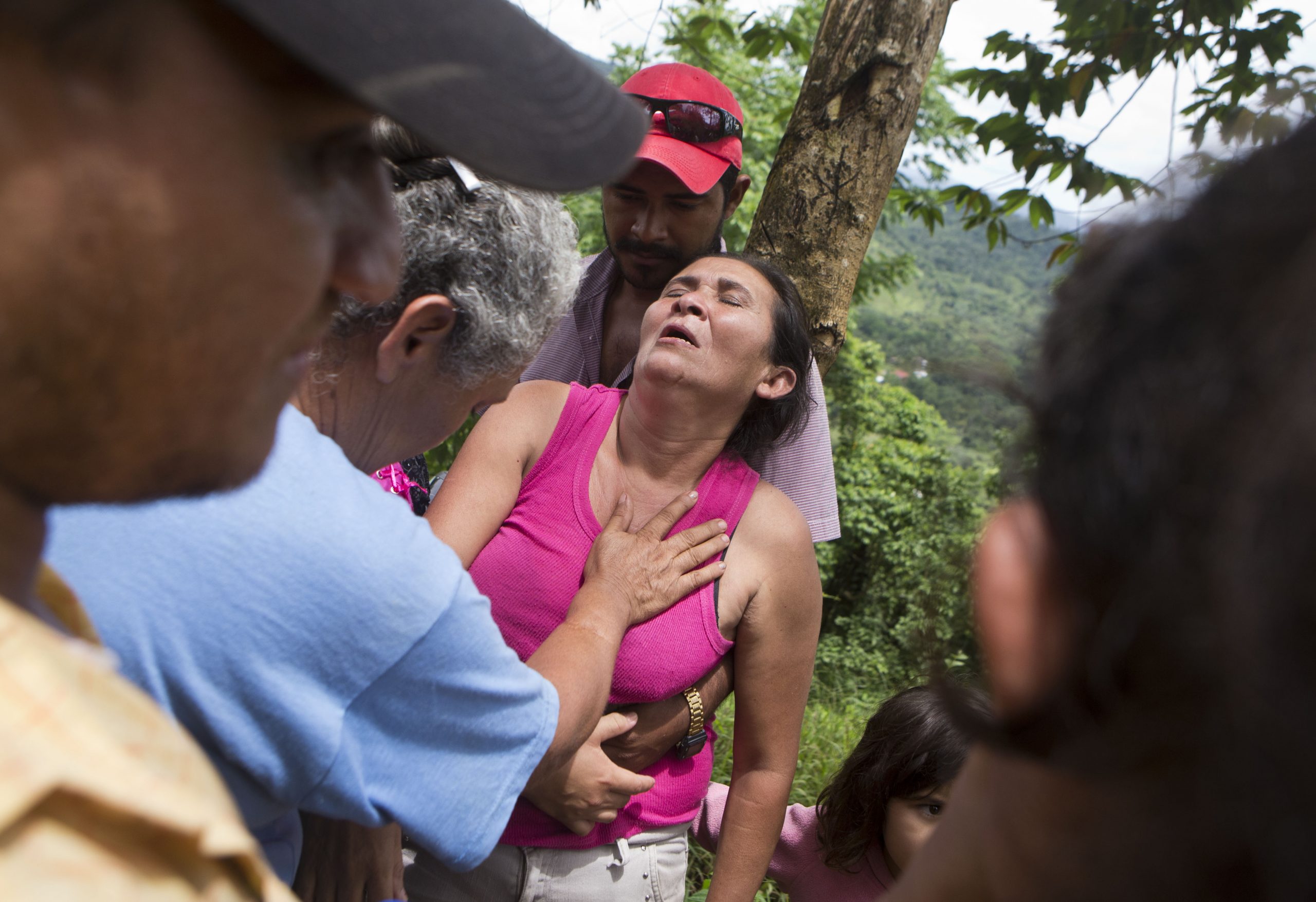 Rescuers race to reach trapped miners in Nicaragua