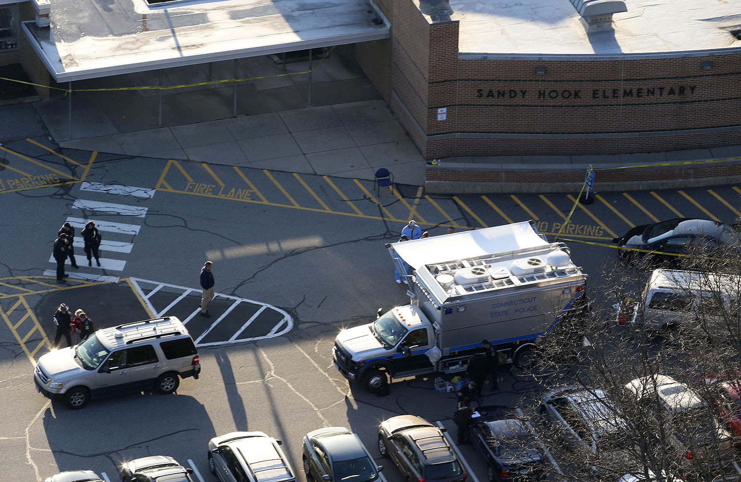 GOP lawmaker: Armed faculty could have prevented Sandy Hook massacre