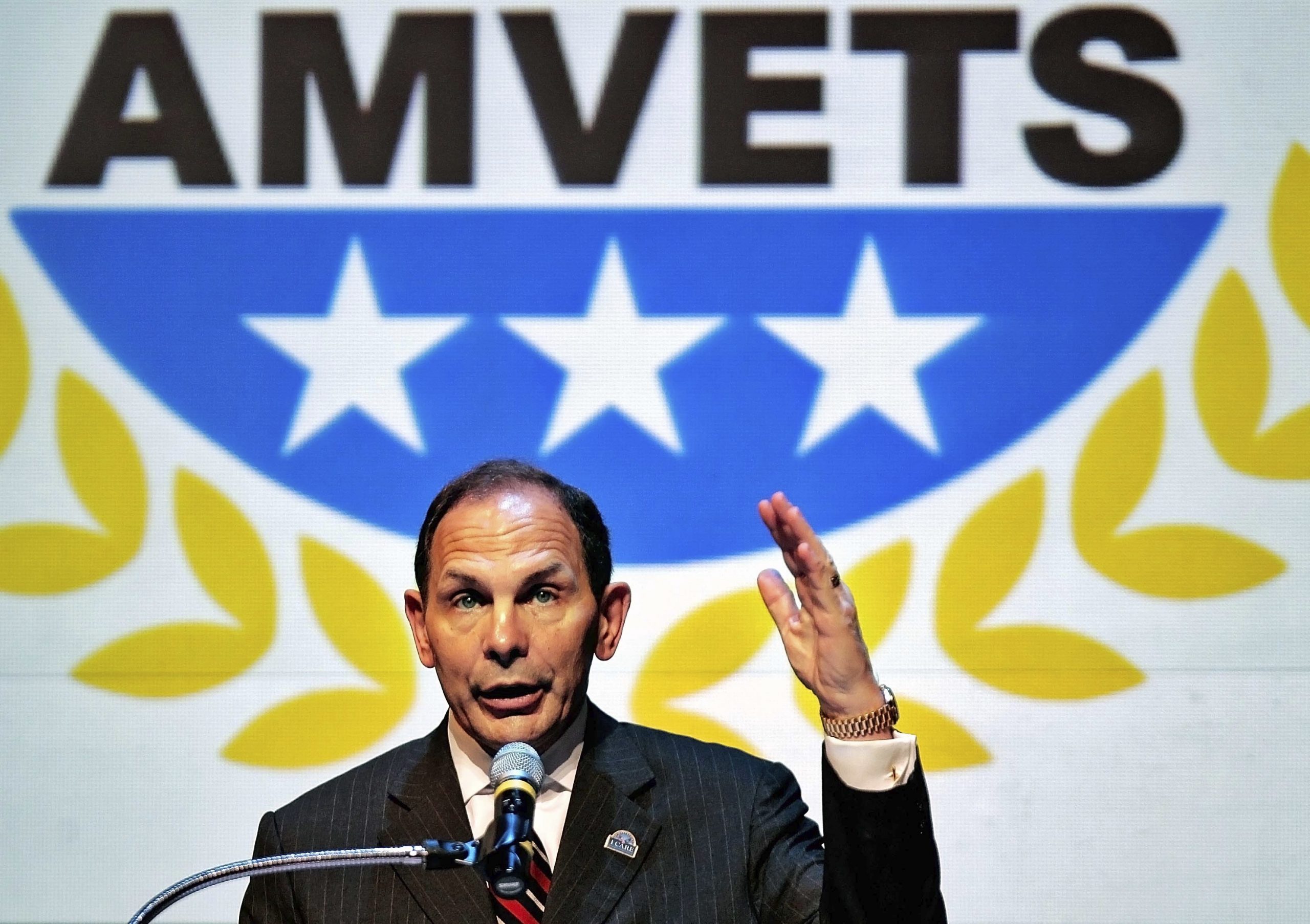 New Veterans Affairs secretary apologizes for ‘stunning lack of clarity’ over preventable deaths