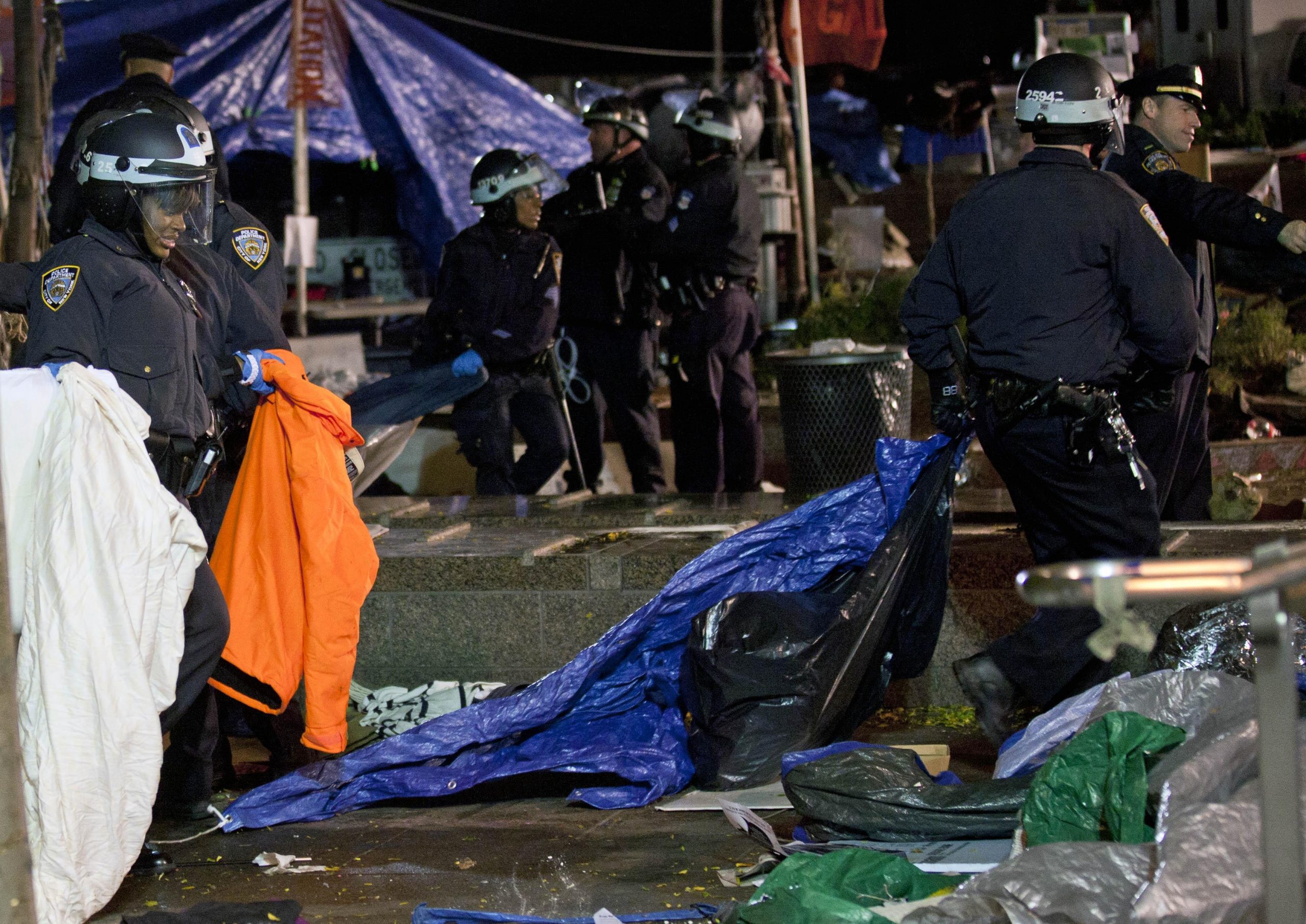 NYPD ousts Occupy Wall Street protesters