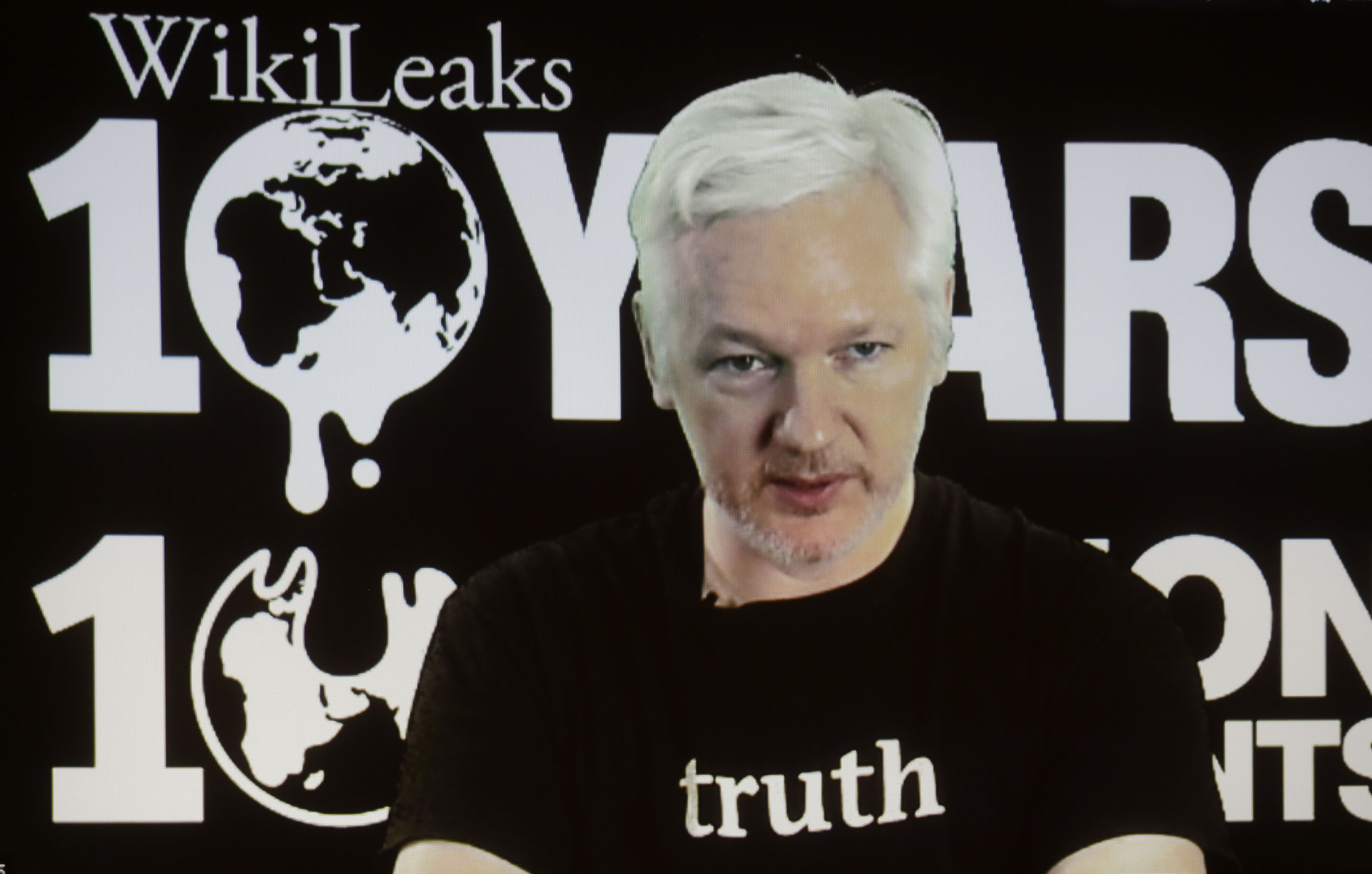 Assange meeting with prosecutors delayed until November
