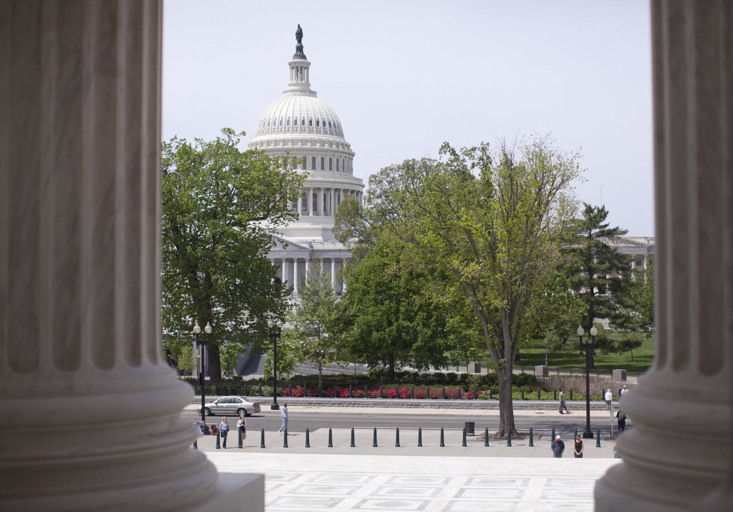 House passes highway bill as deadline looms