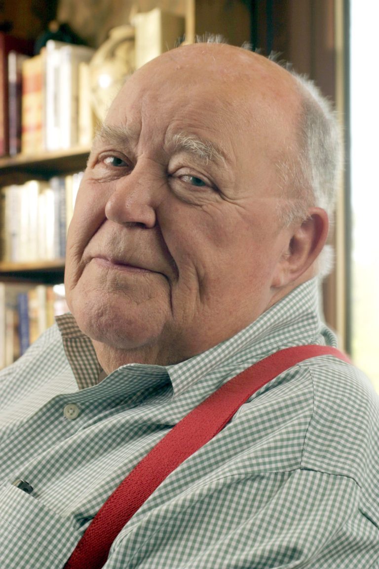   This undated publicity image released by Random House shows journalist Jack W. Germond. Germond, 85, the portly, cantankerous columnist and pundit who covered 10 presidential elections and sparred with colleagues on TV's 