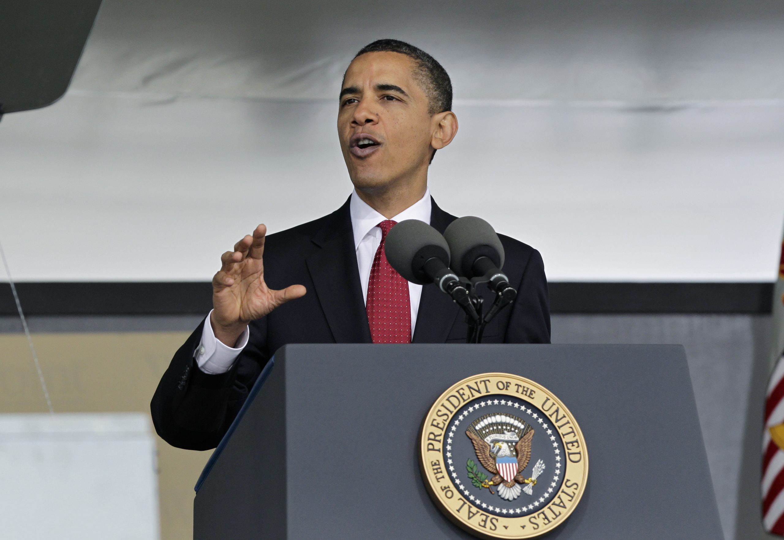 Obama to argue for avoiding overreach overseas