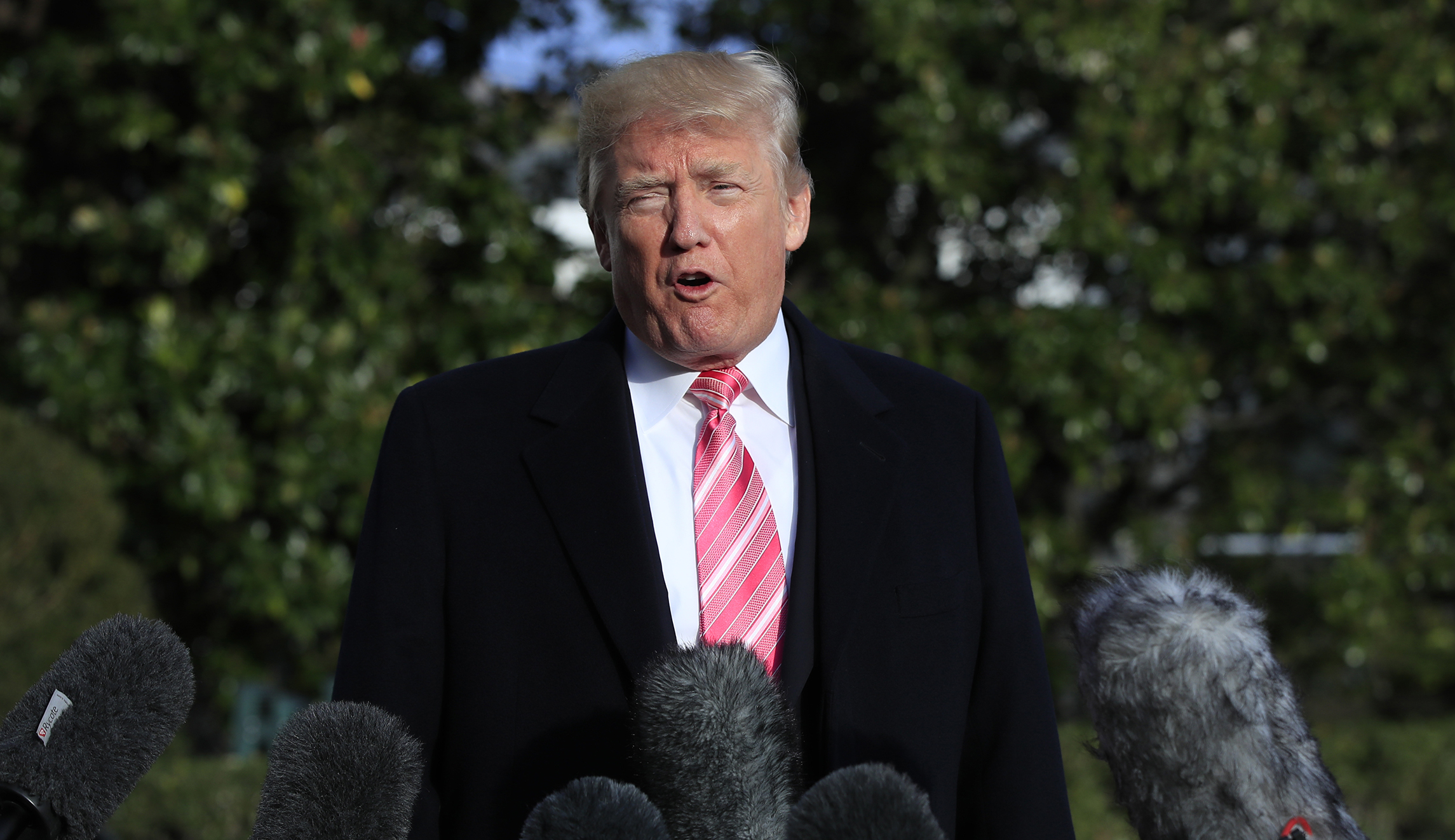 Trump: Travel ‘running very smoothly’ ahead of Thanksgiving holiday