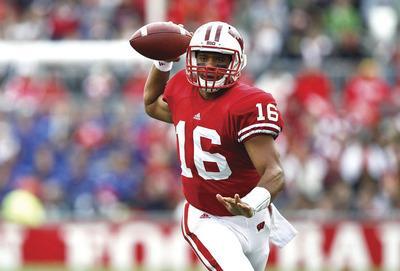 Big-time battle of quarterbacks for Nebraska, Wisconsin