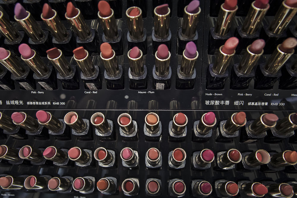 Estee Lauder predicts Chinese demand for cosmetics will trump tariffs