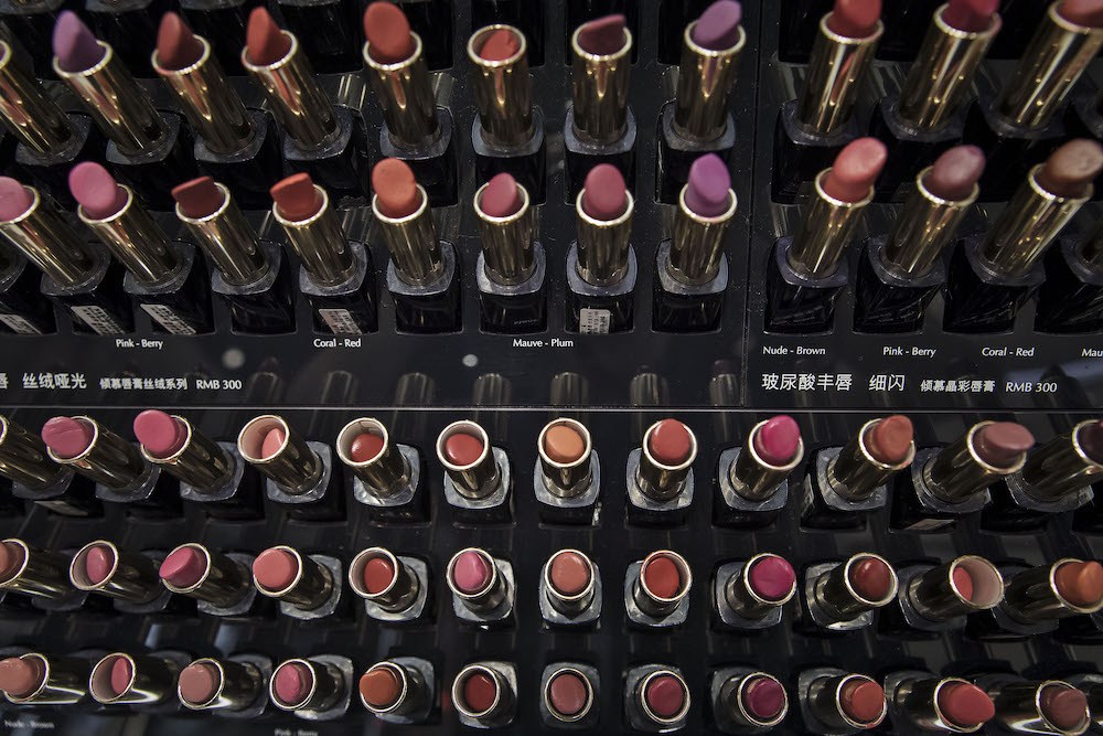 Estee Lauder predicts Chinese demand for cosmetics will trump tariffs