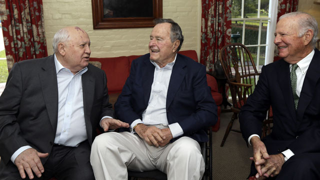 No timeline for ex-President George H.W. Bush leaving hospital