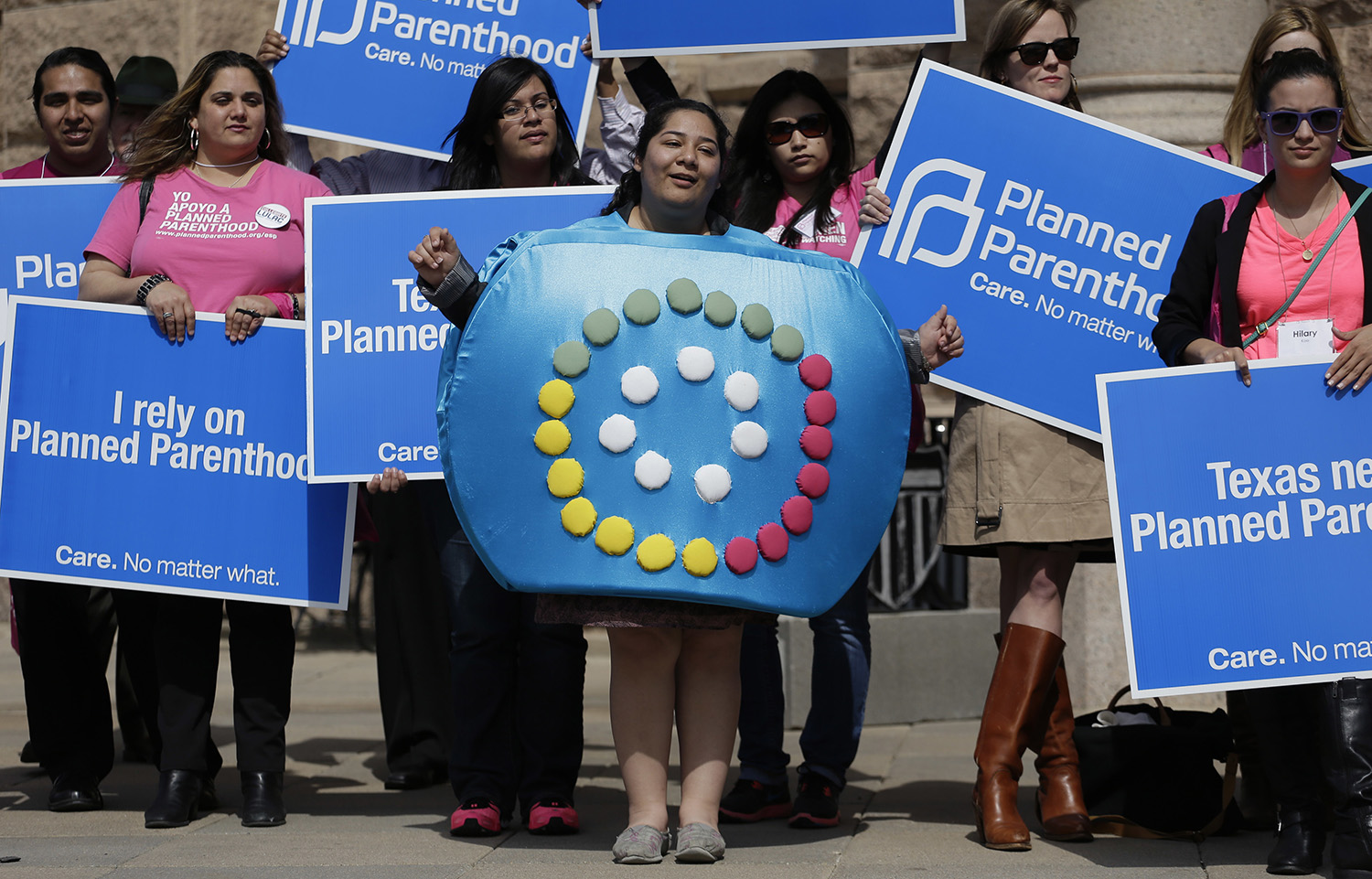 Democrats warn Trump administration against abortion ‘gag rule’