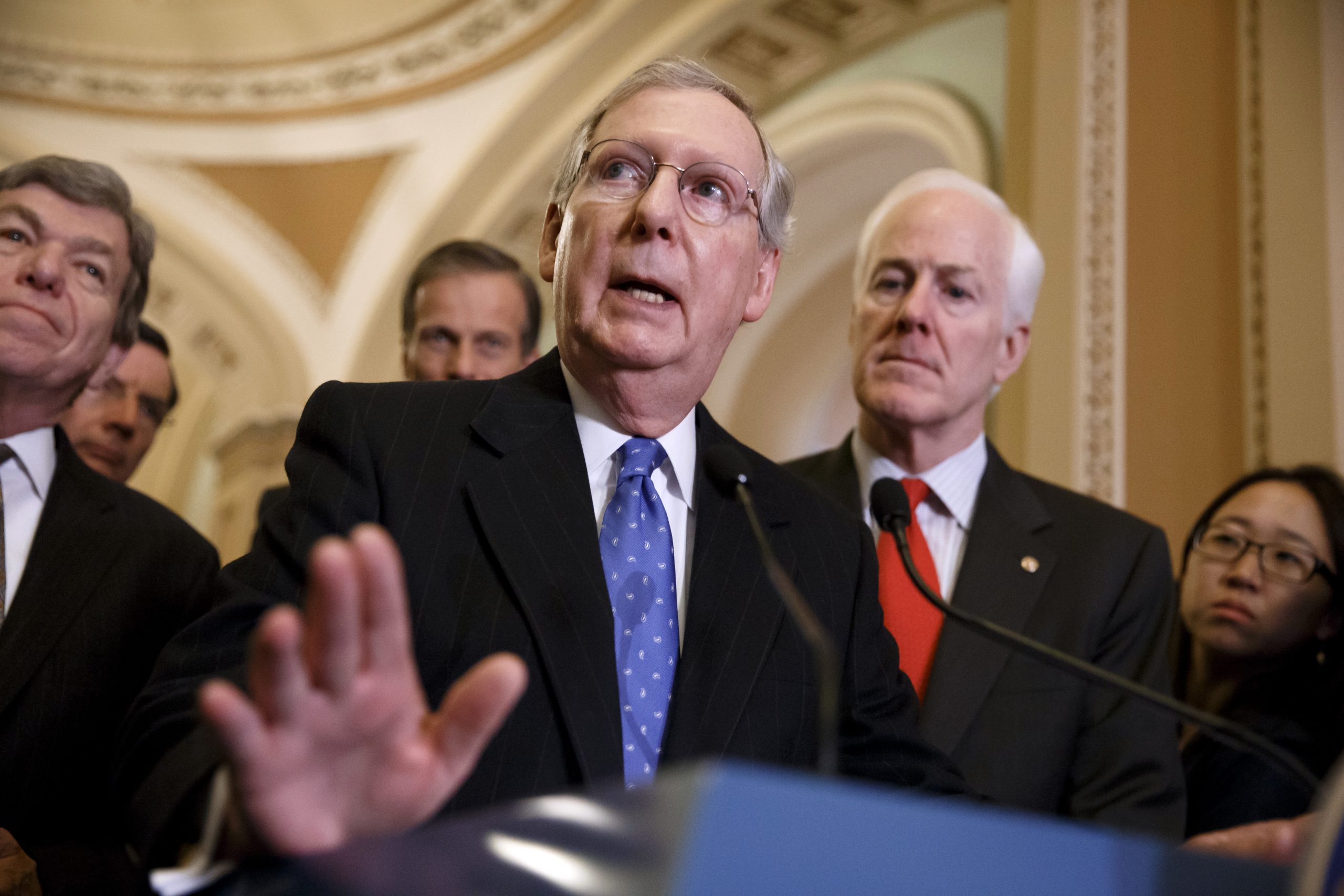 Dems remove hurdle to clear passage of Ukraine aid