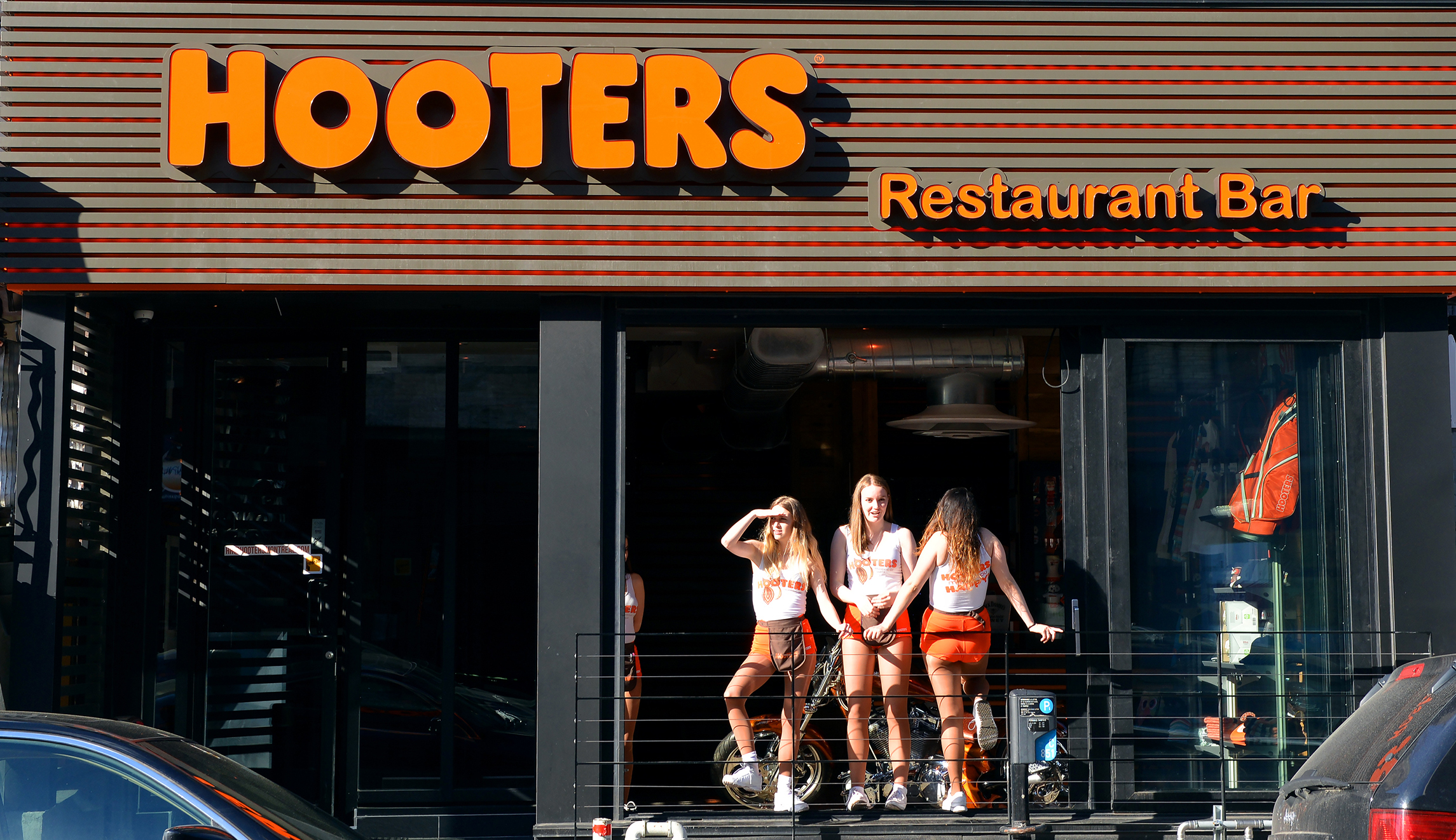 Christian university discourages students from working at Hooters
