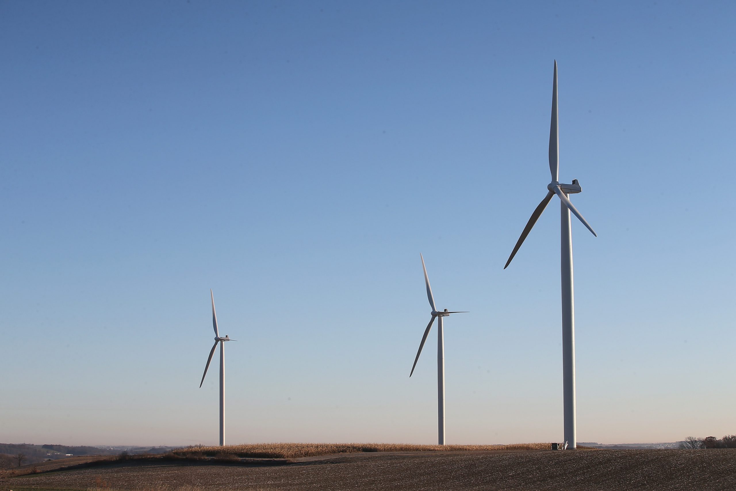 Clean energy groups push back against ’60 Minutes’ report