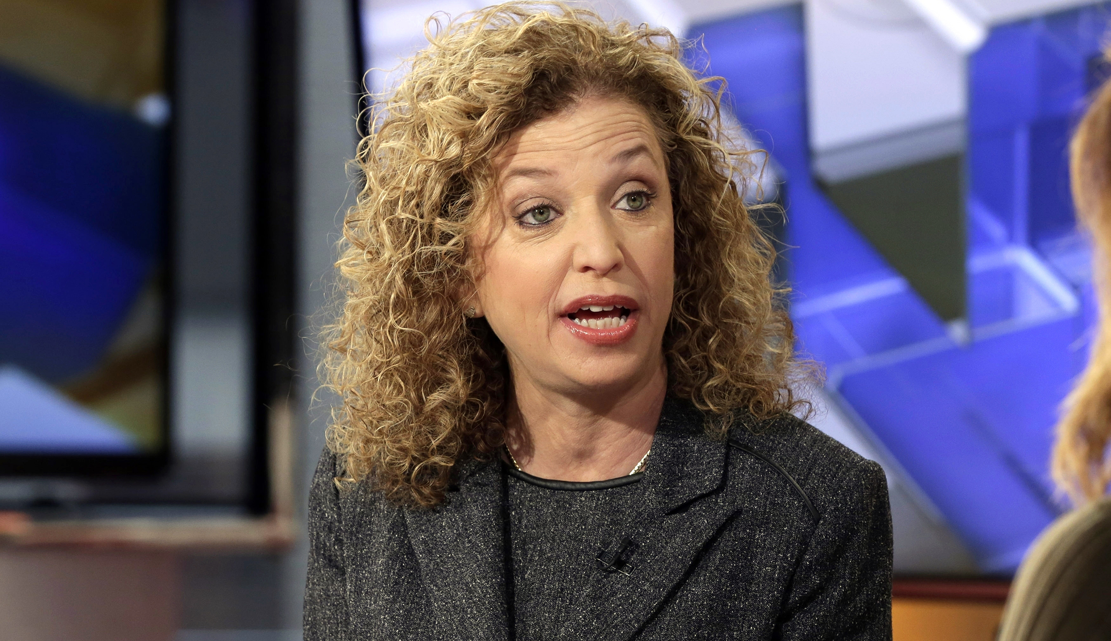 Debbie Wasserman Schultz: FBI, DHS never contacted me about DNC hack