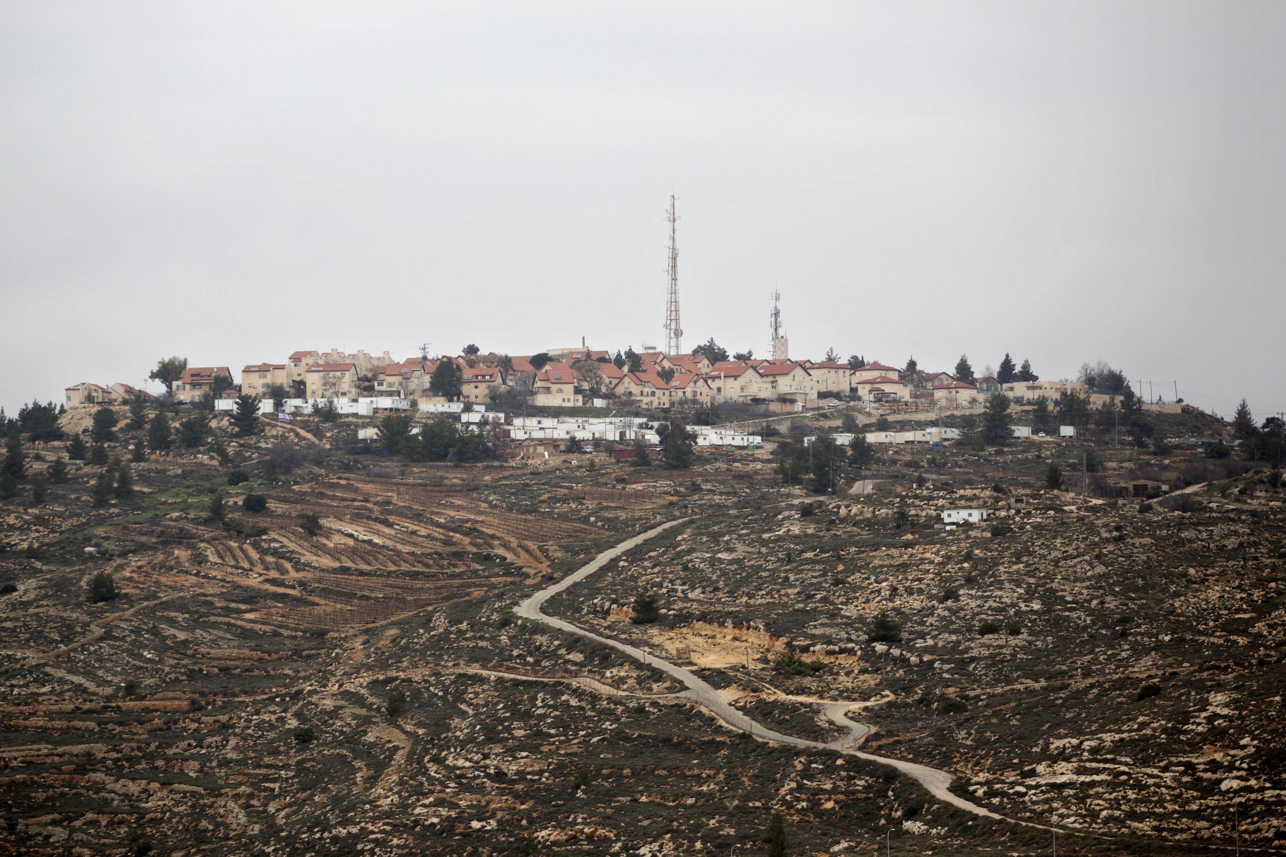 Israel finance minister: Peace talk failure costly