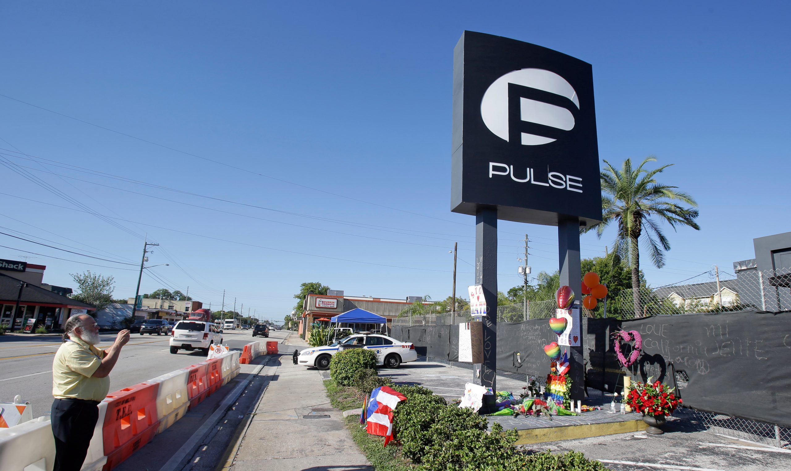 Orlando plans to buy nightclub site for memorial to shooting victims