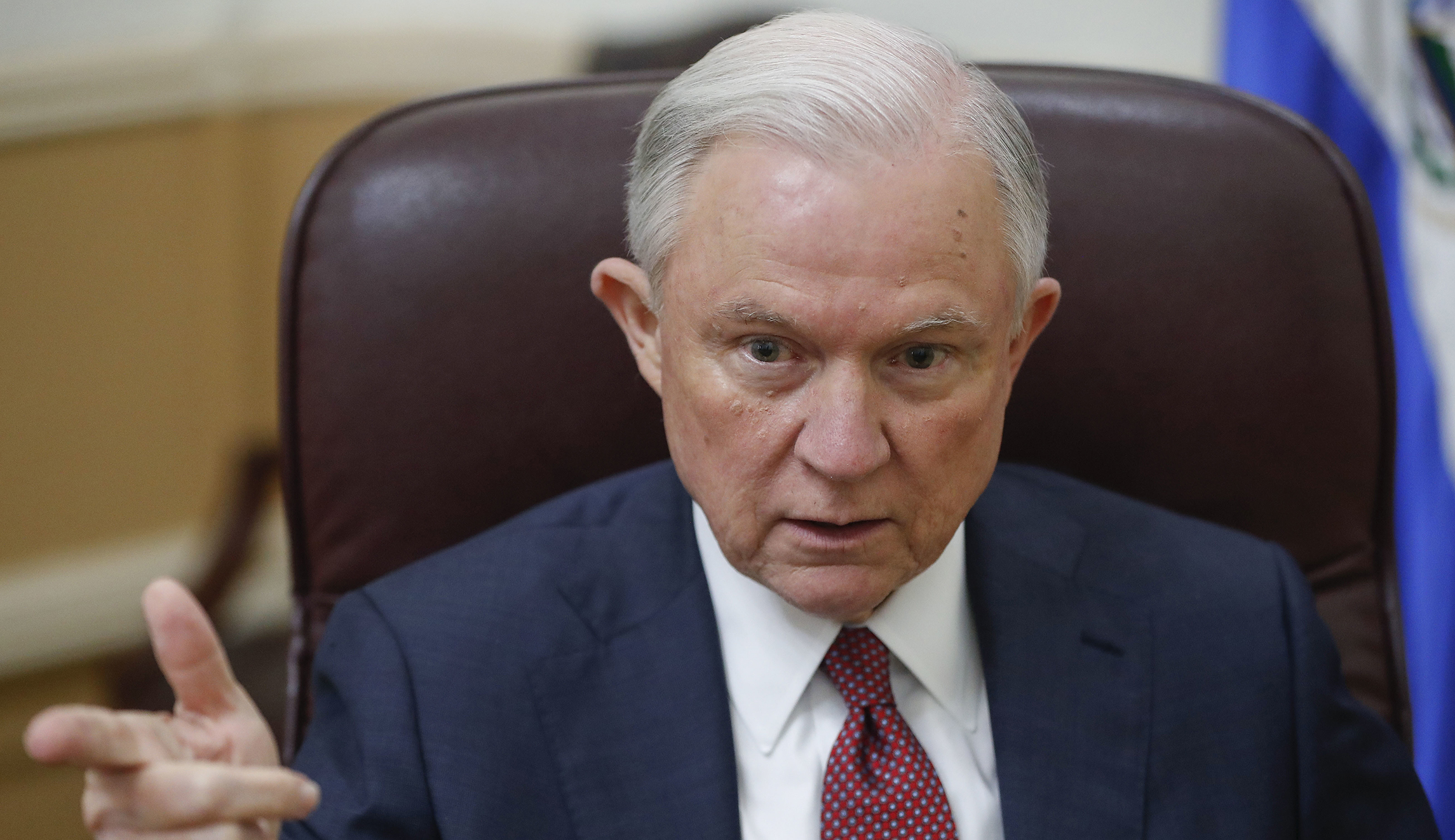 Jeff Sessions, intelligence officials to be briefed on leaks of classified information