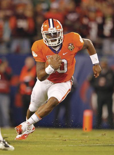 Mike Ehrmann/Getty Images
Clemson QB Tajh Boyd