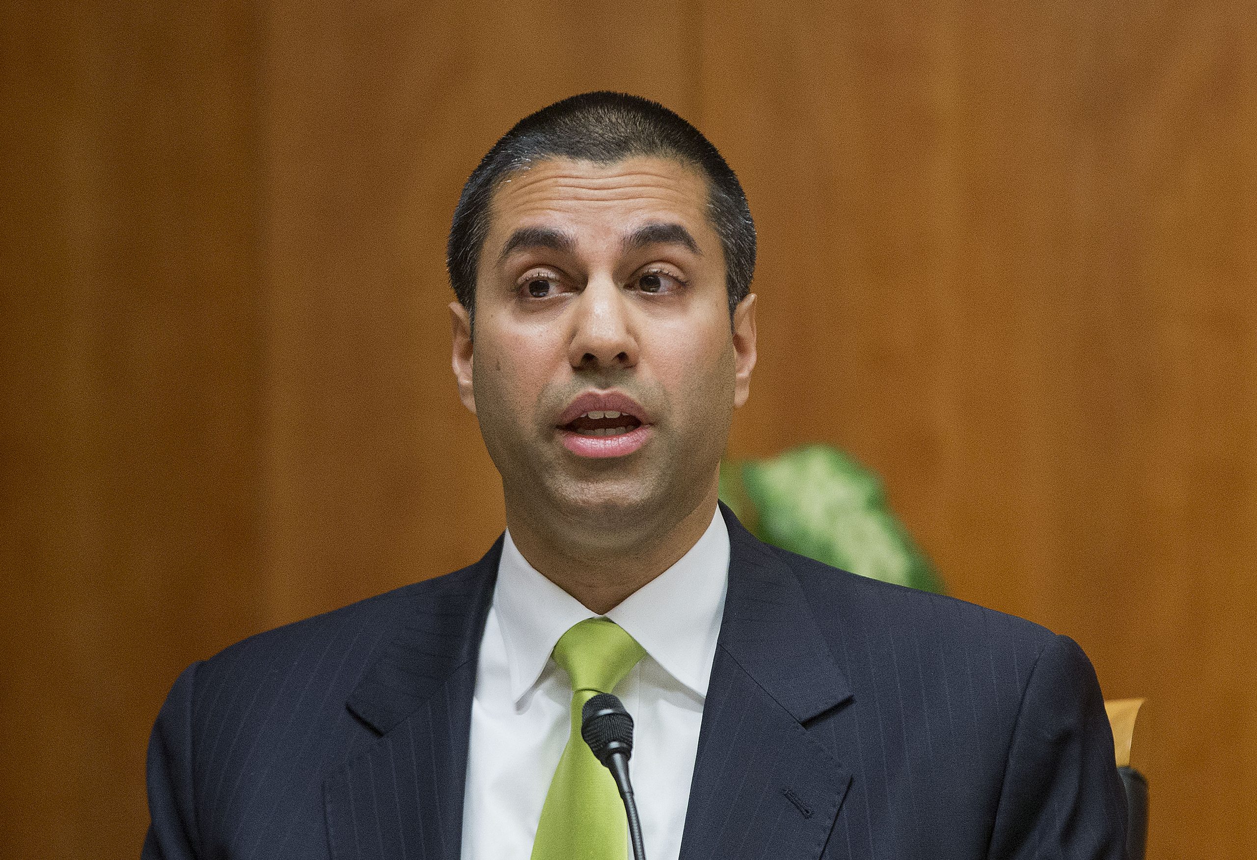 FCC boss argues broadband should be part of Trump’s $1 trillion infrastructure plan
