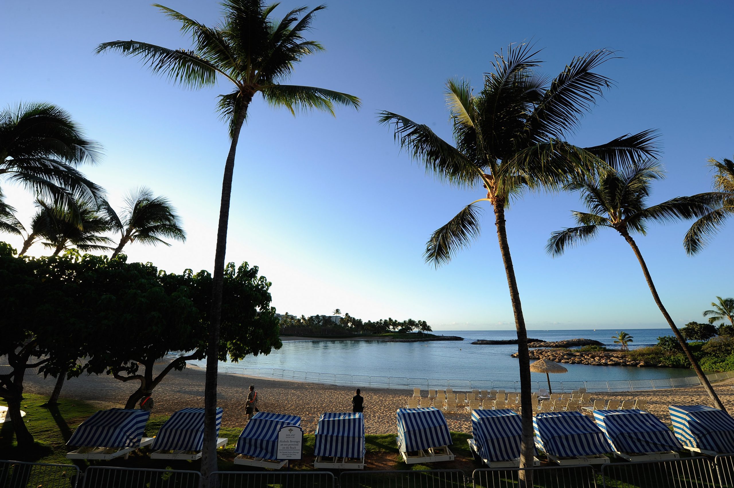 Senators tell judges to cancel Hawaii junket