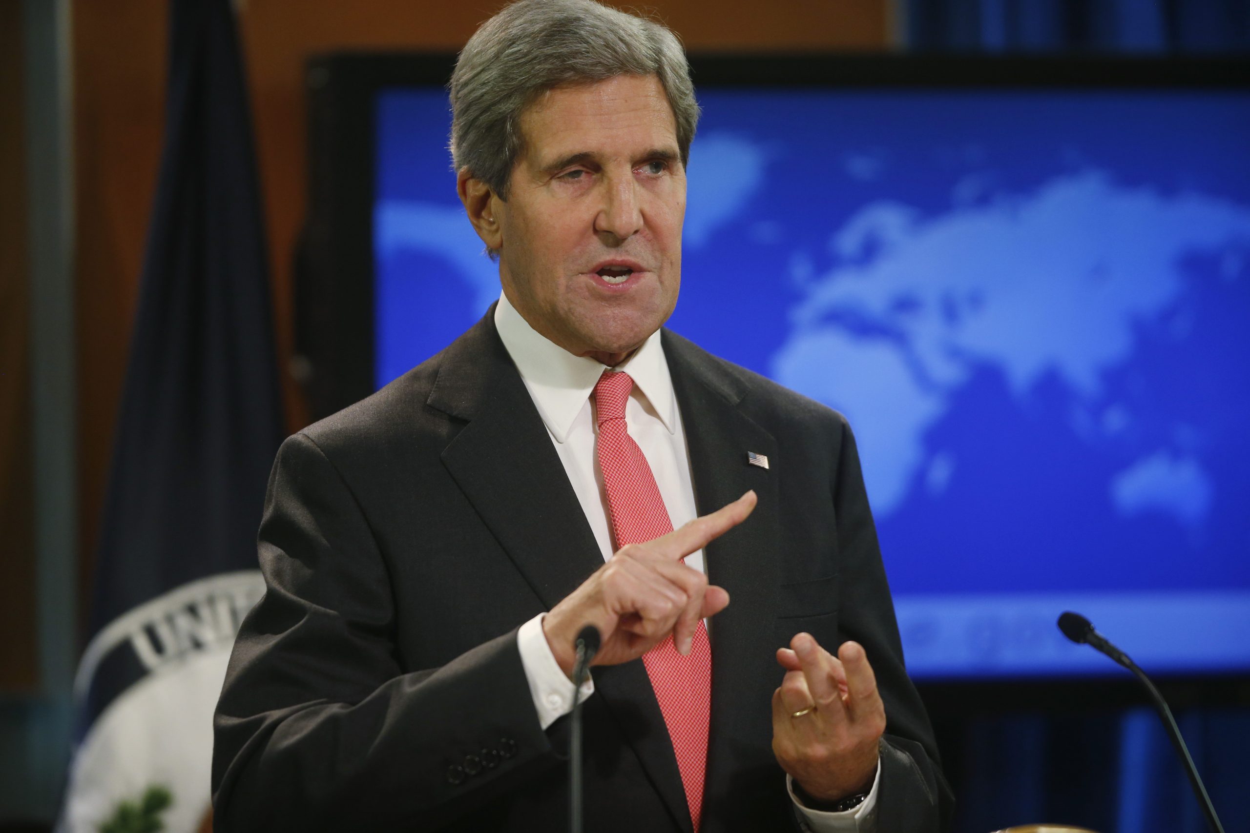 Kerry: UN must pass resolution on Syrian weapons
