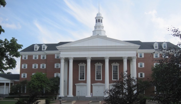 Wheaton College of Illinois. (Christoffer Lukas MÃ¼ller / Wikimedia Commons)