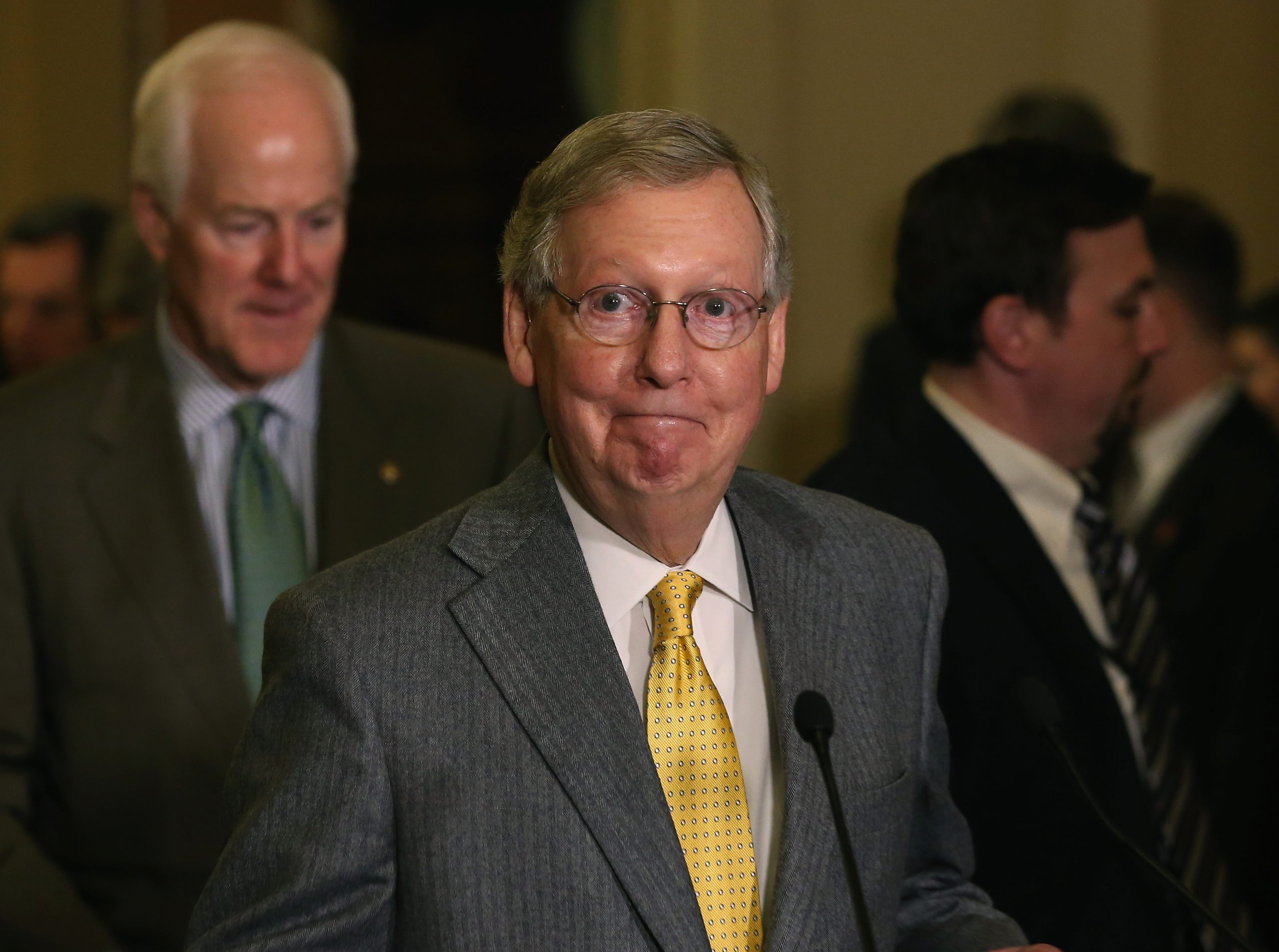 Senate advances ‘Fast Track’ trade bill