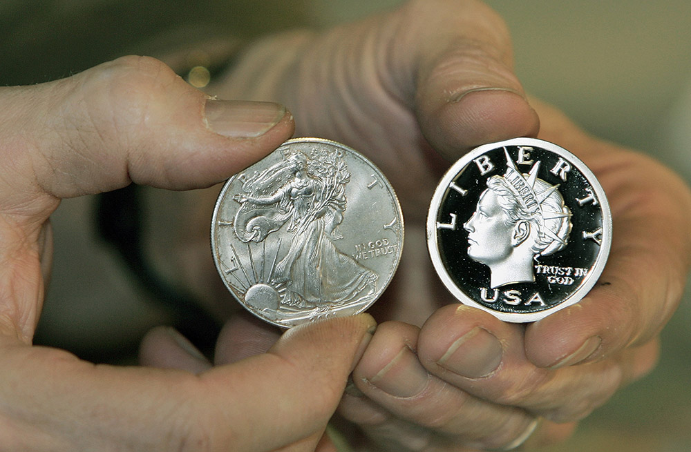 Dollar coin: Change that could help us achieve a “Moonshot”