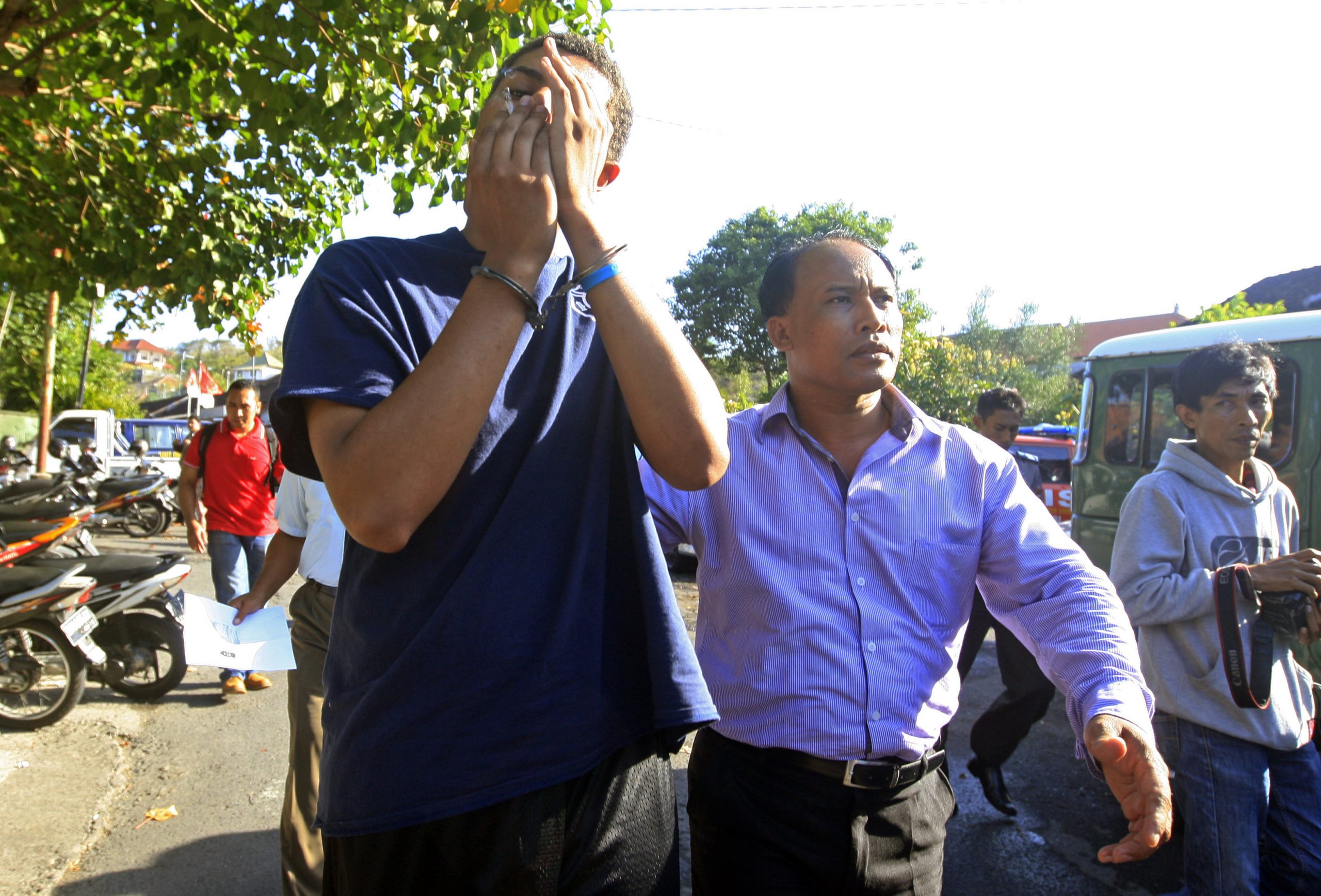2 Americans arrested in Bali under suicide watch