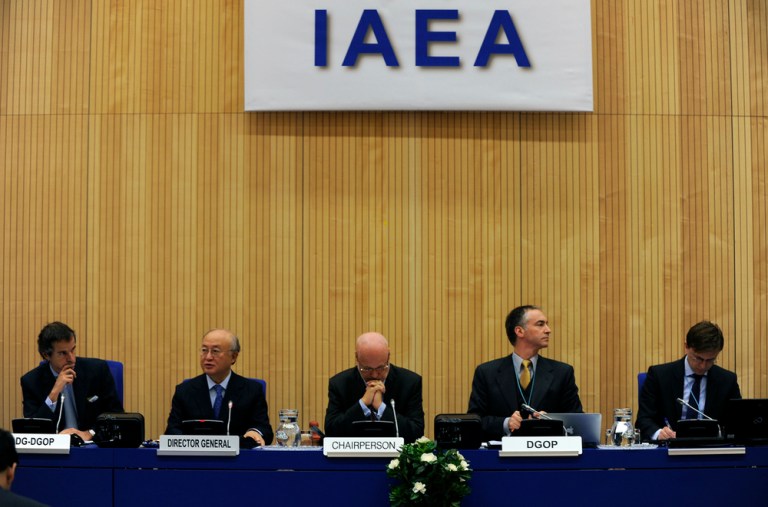 Nuclear Weapons Expert: White House May Have Sandbagged Controversial Iran Deal Report