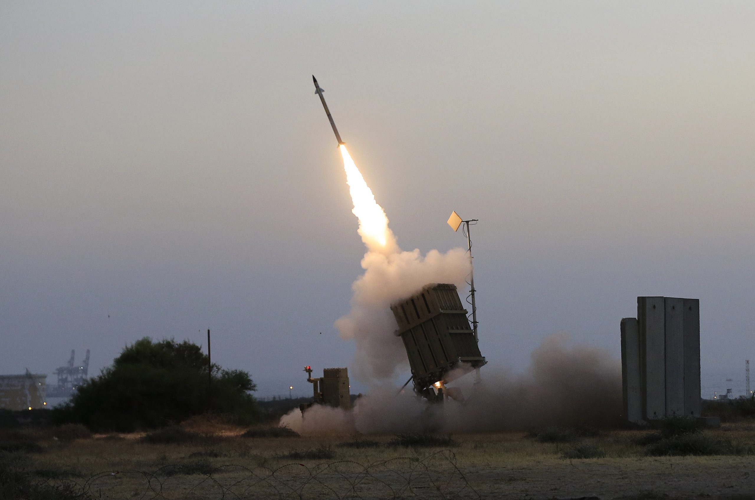 Despite offensive, Gaza rockets still hit Israel