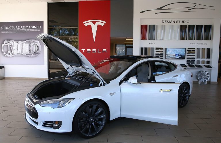 A Tesla Model S car is displayed at a Tesla showroom on November 5, 2013 in Palo Alto, California. (Getty)