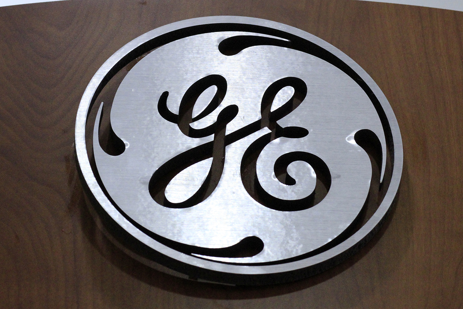 Regulators remove ‘too big to fail’ tag from GE Capital