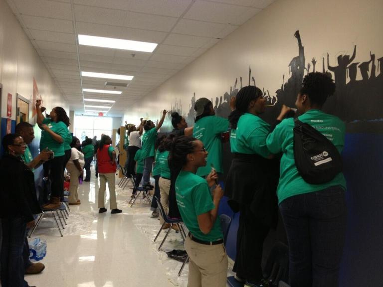 More than 1,500 volunteers beautify area