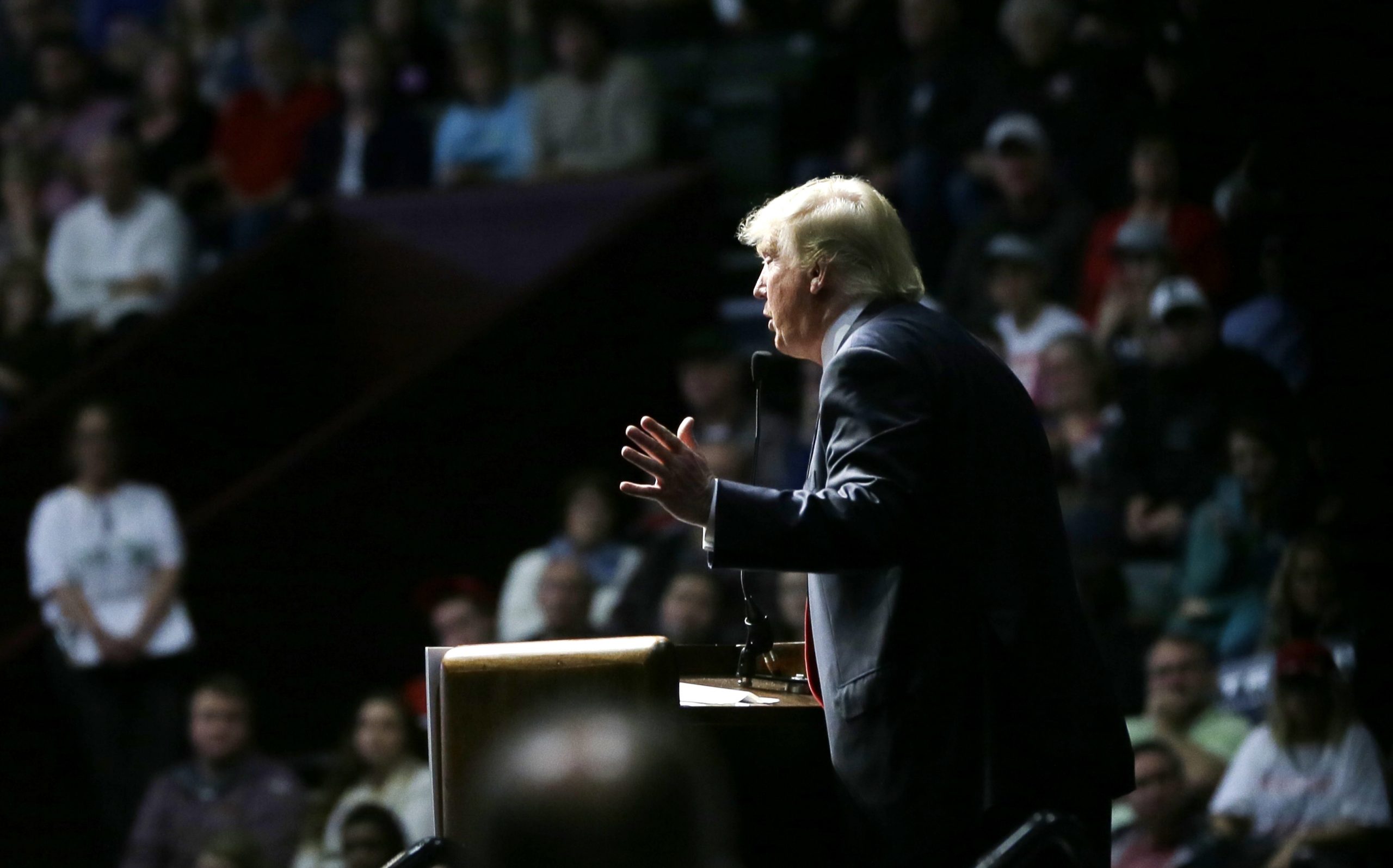 Trump unleashes on the N.H. paper publisher: ‘Look at this sleazebag’