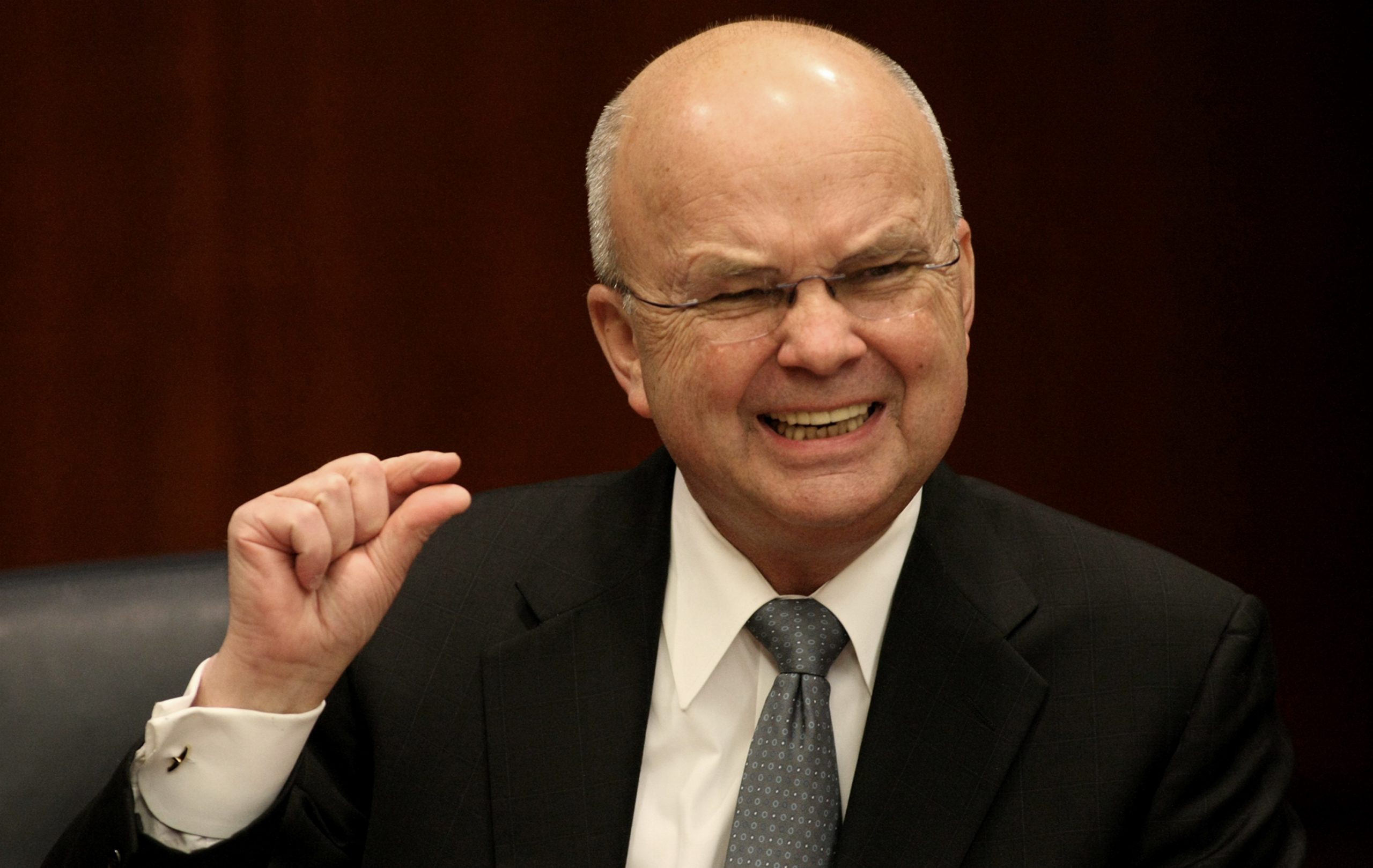 Former NSA, CIA head: Kushner’s attempts to set up backchannel with Russia ignorant, naive