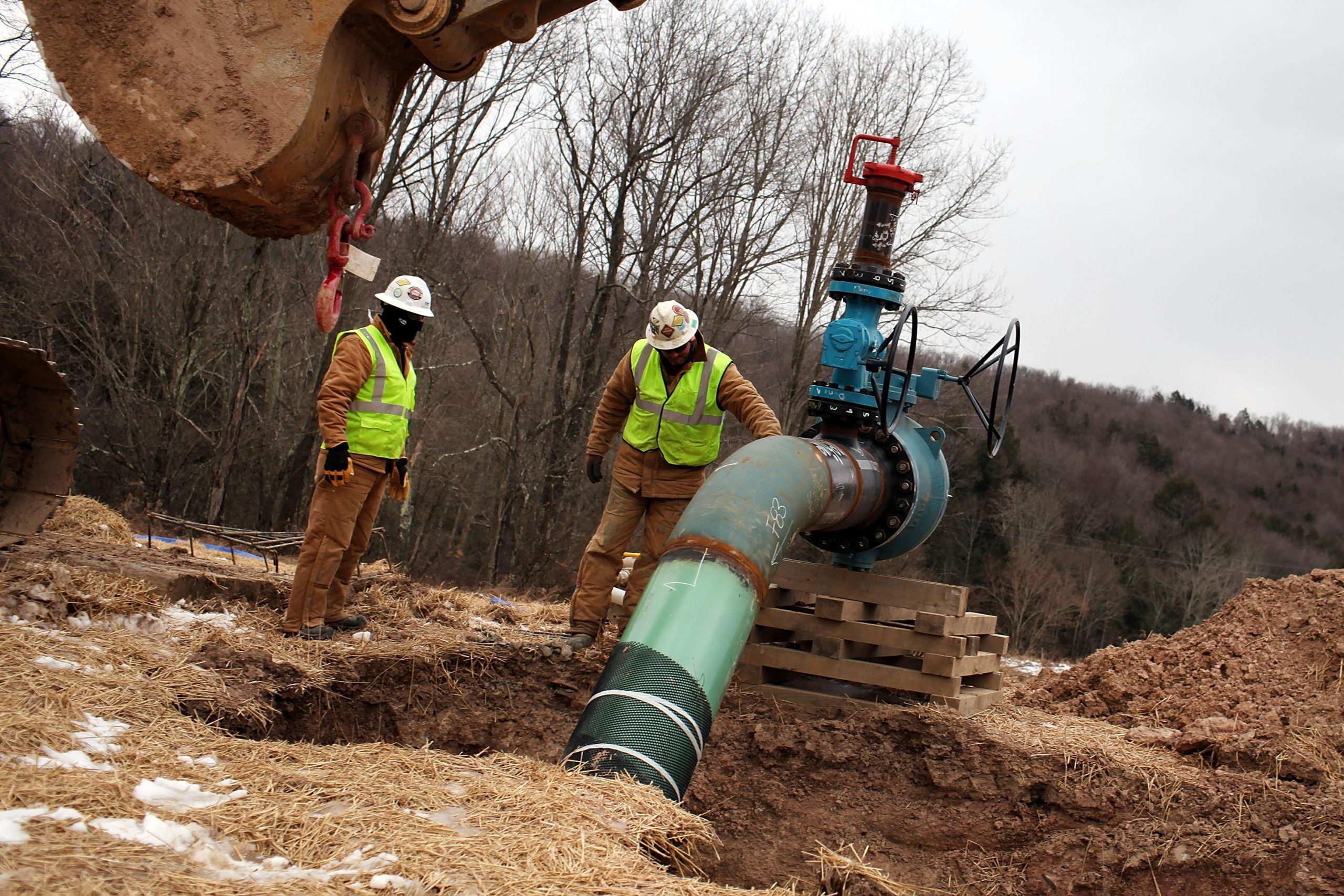 Huge oil reserves threatened by Obama tax threat