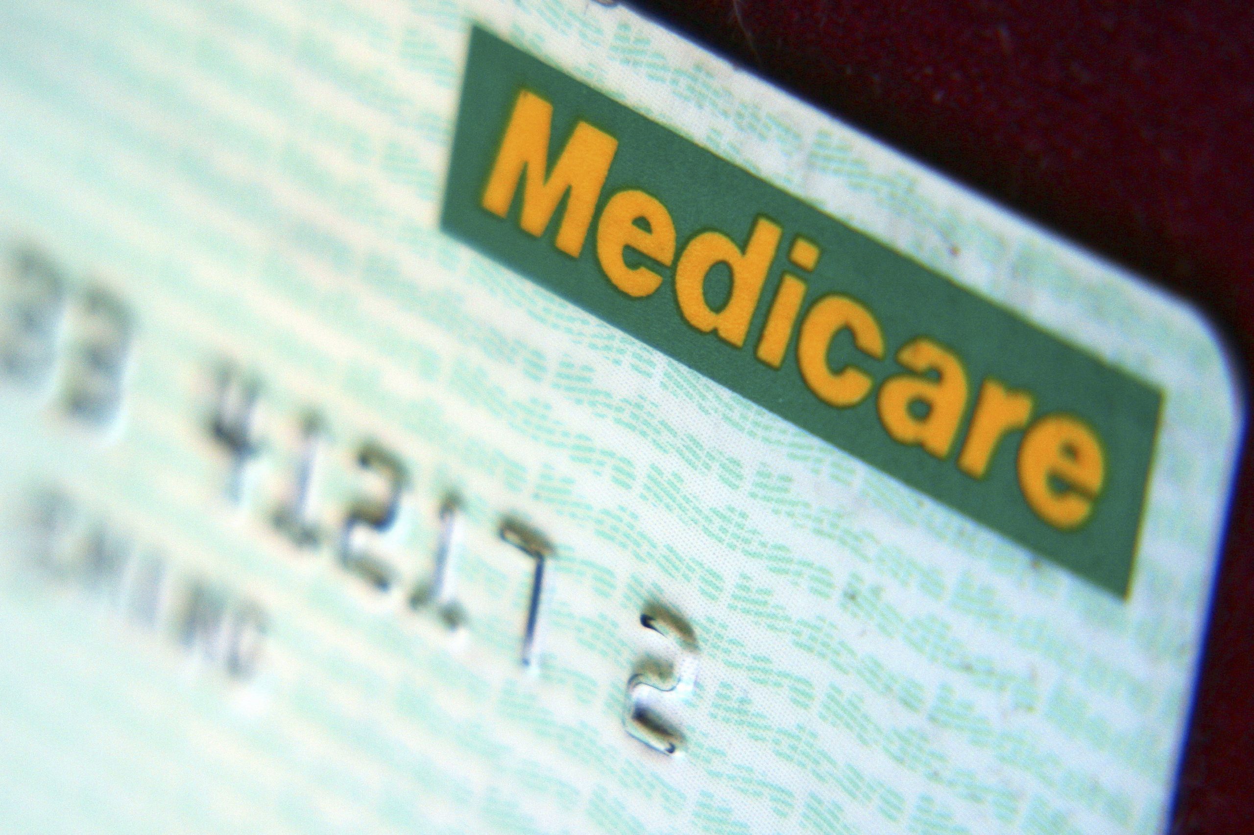 Eight Florida patients arrested in Medicare scam