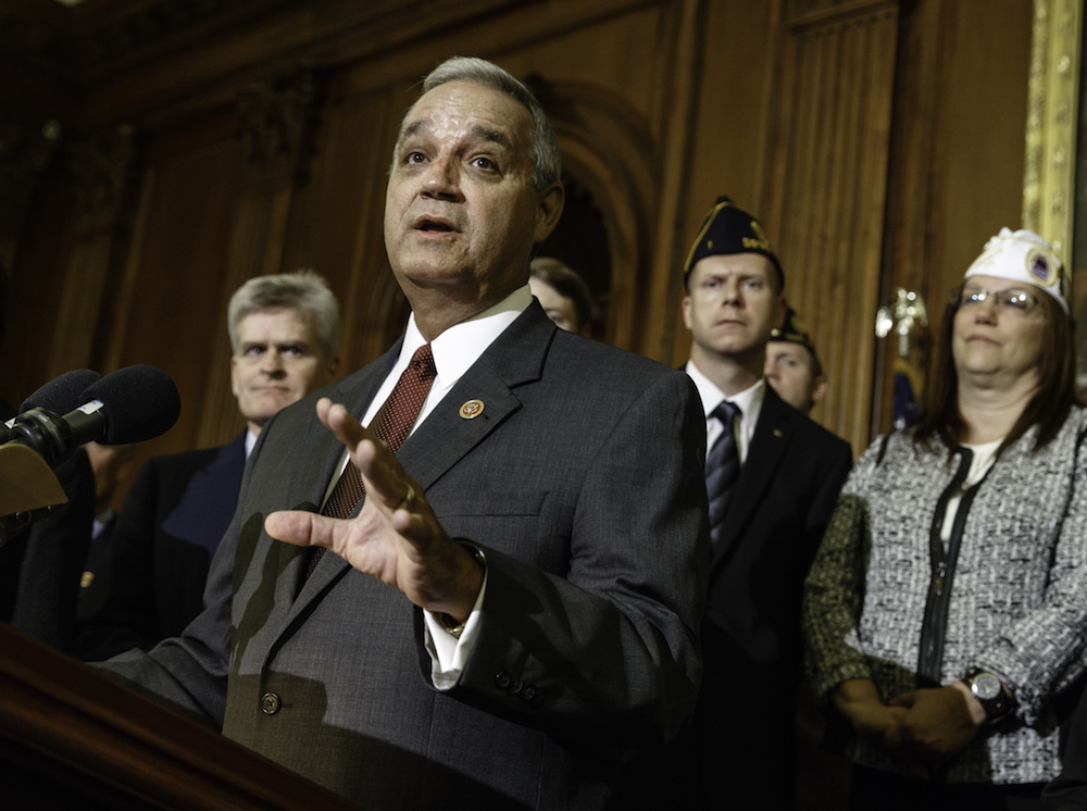 Lawmakers fume after VA ditches power to fire employees