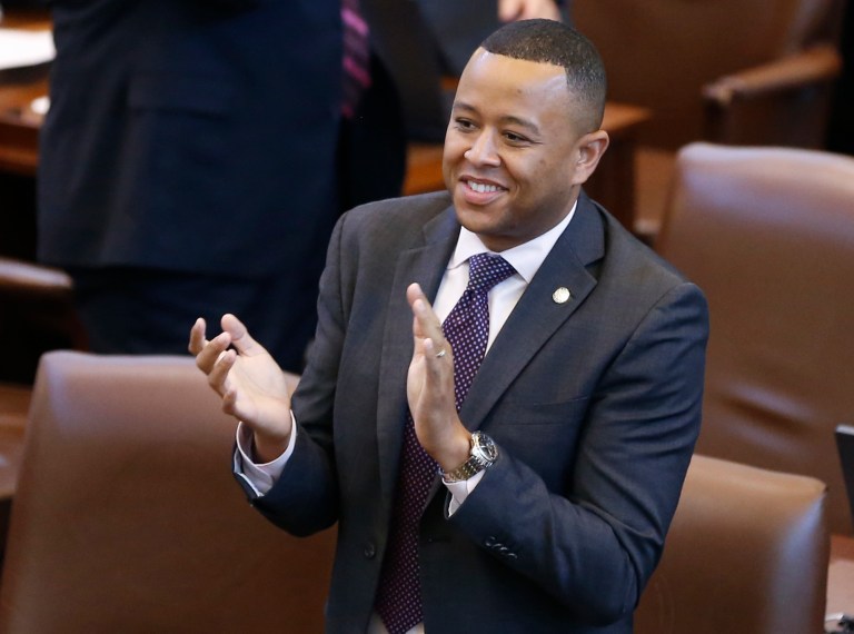 Speaker of the Oklahoma House, Rep. T.W Shannon, is expected toÃÂ launch a bid for the U.S. Senate and give up the House's top post days before the 2014 session opens. (AP/Sue Ogrocki)