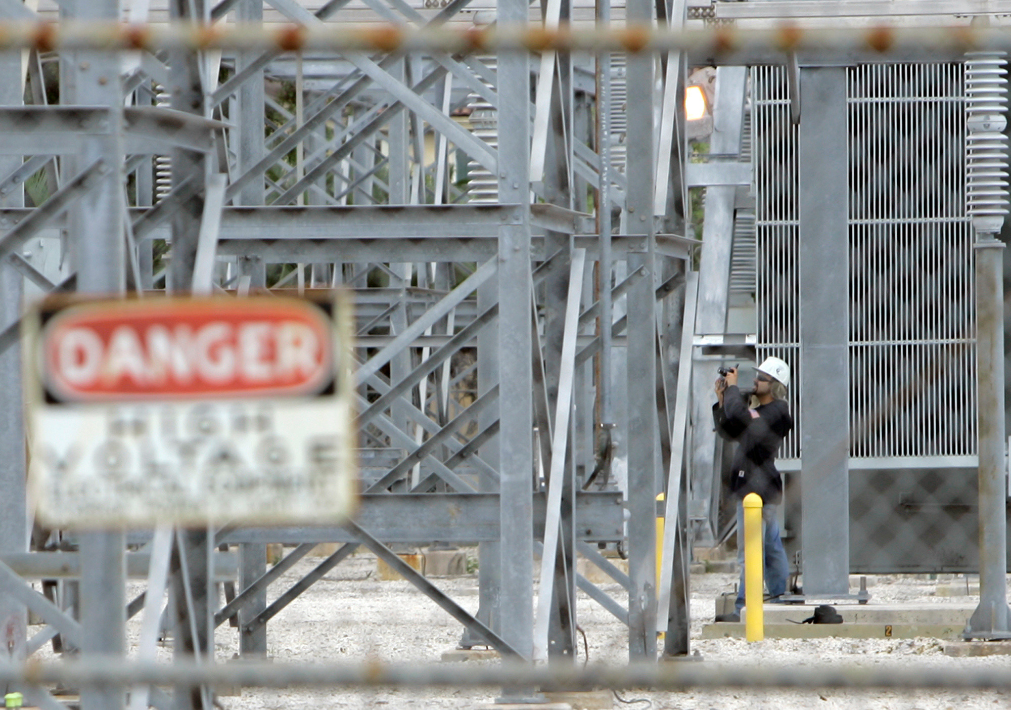 Dianne Feinstein pushes FERC to finish grid security rules ‘quickly’