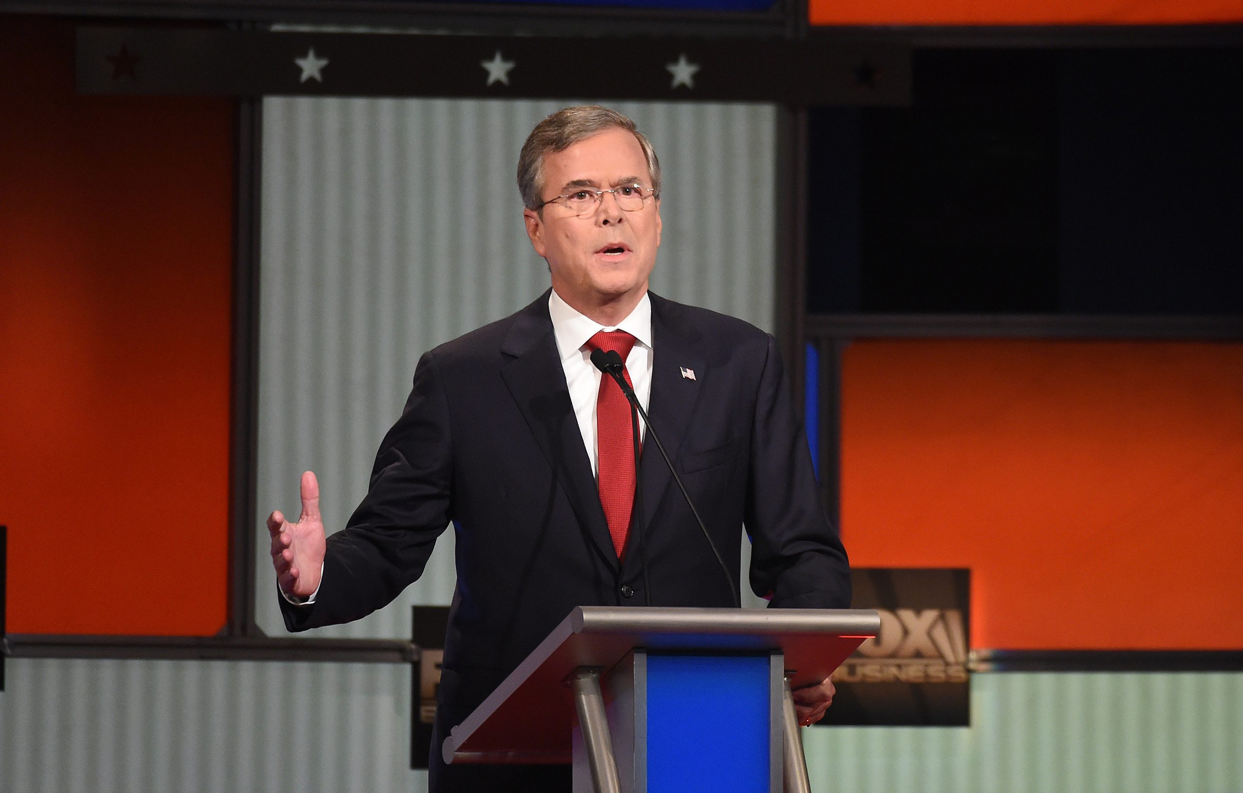 Bush tackles encryption, cybersecurity in debate
