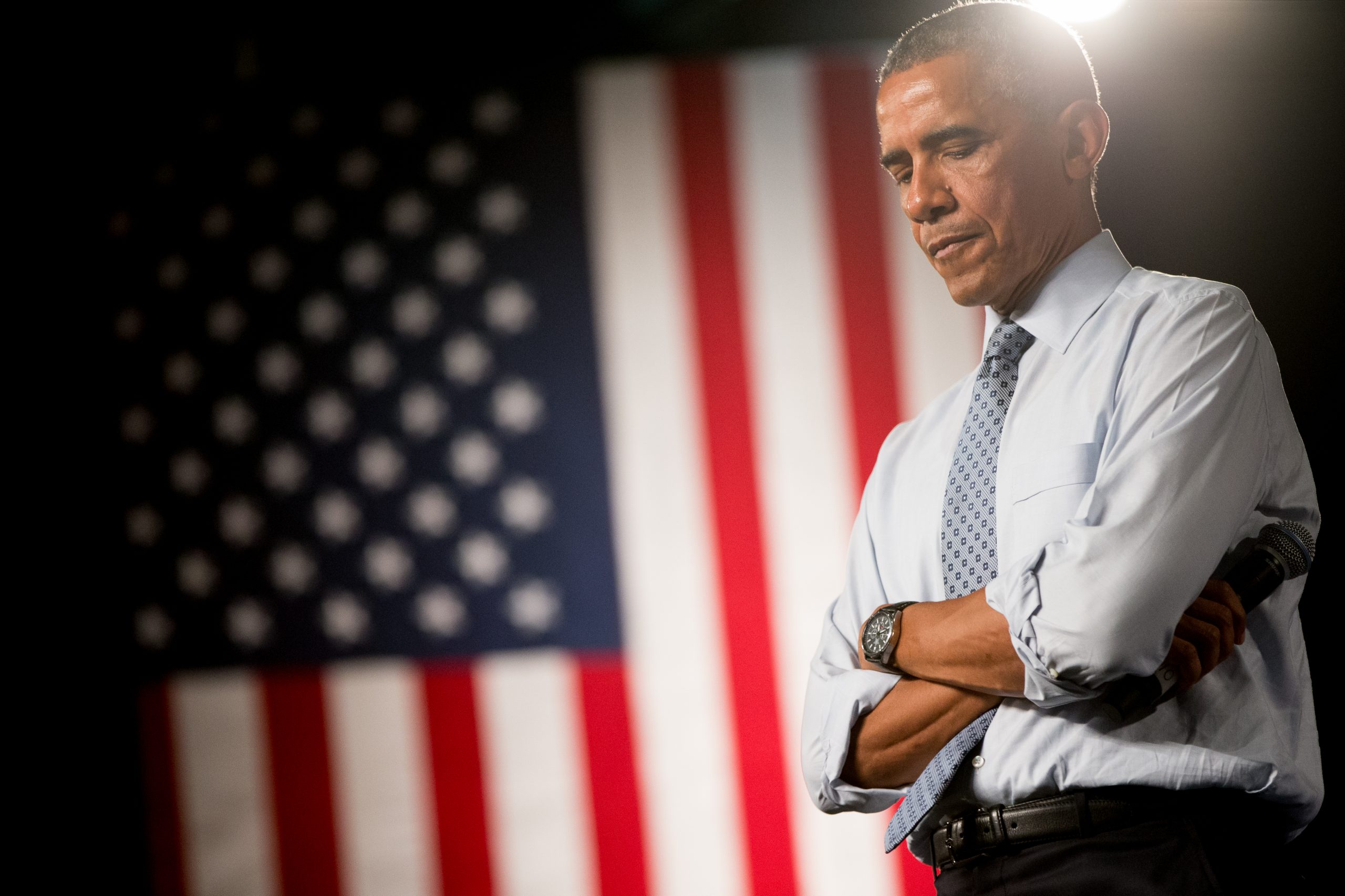 Obama orders federal agencies to hire psychologists