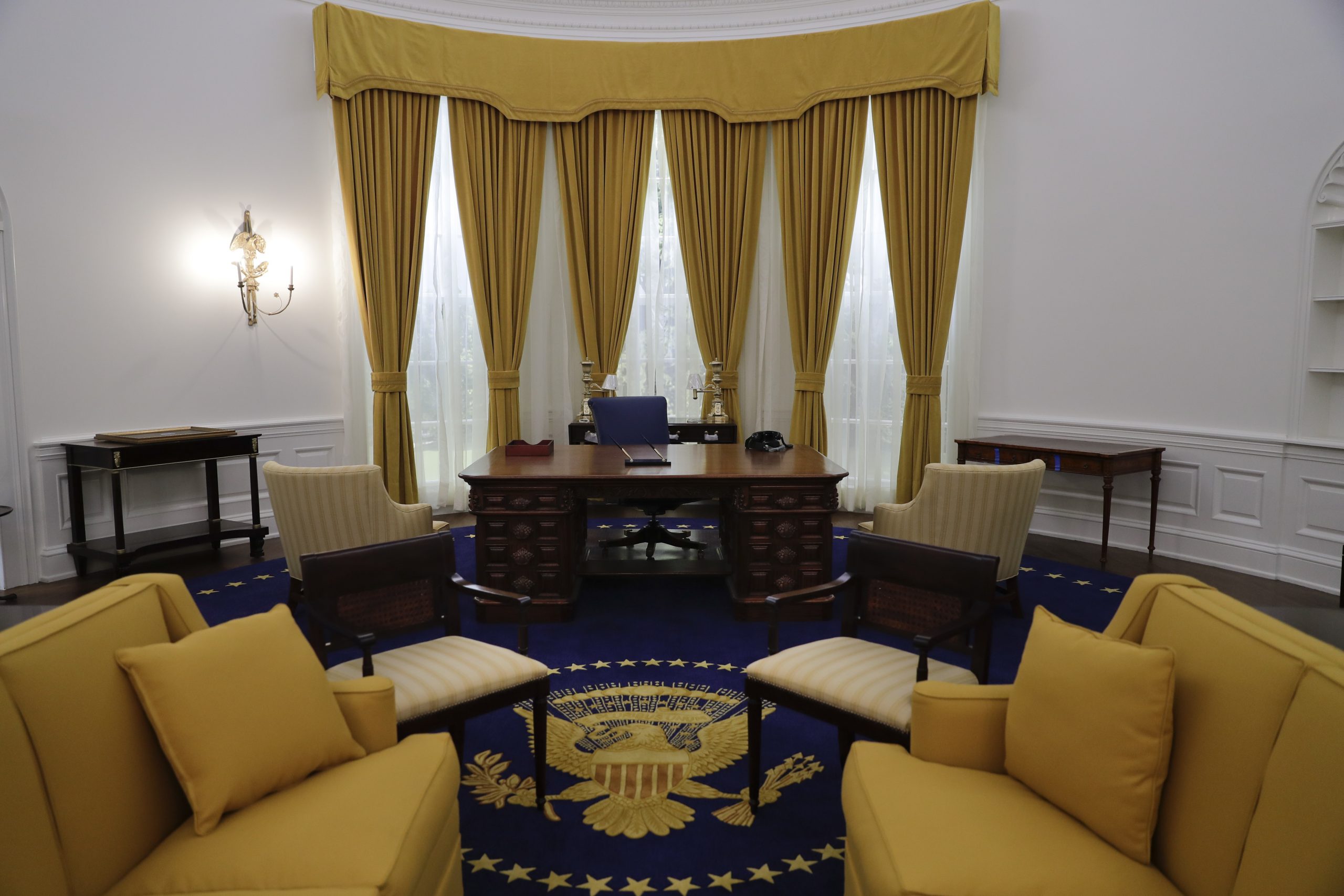 White House curator retiring after 40-year career