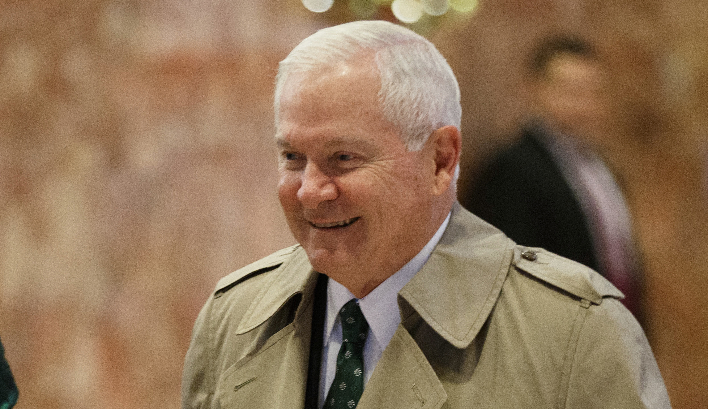 Robert Gates: Trump’s meeting with Russian officials not a big deal, but also ‘pretty odd’