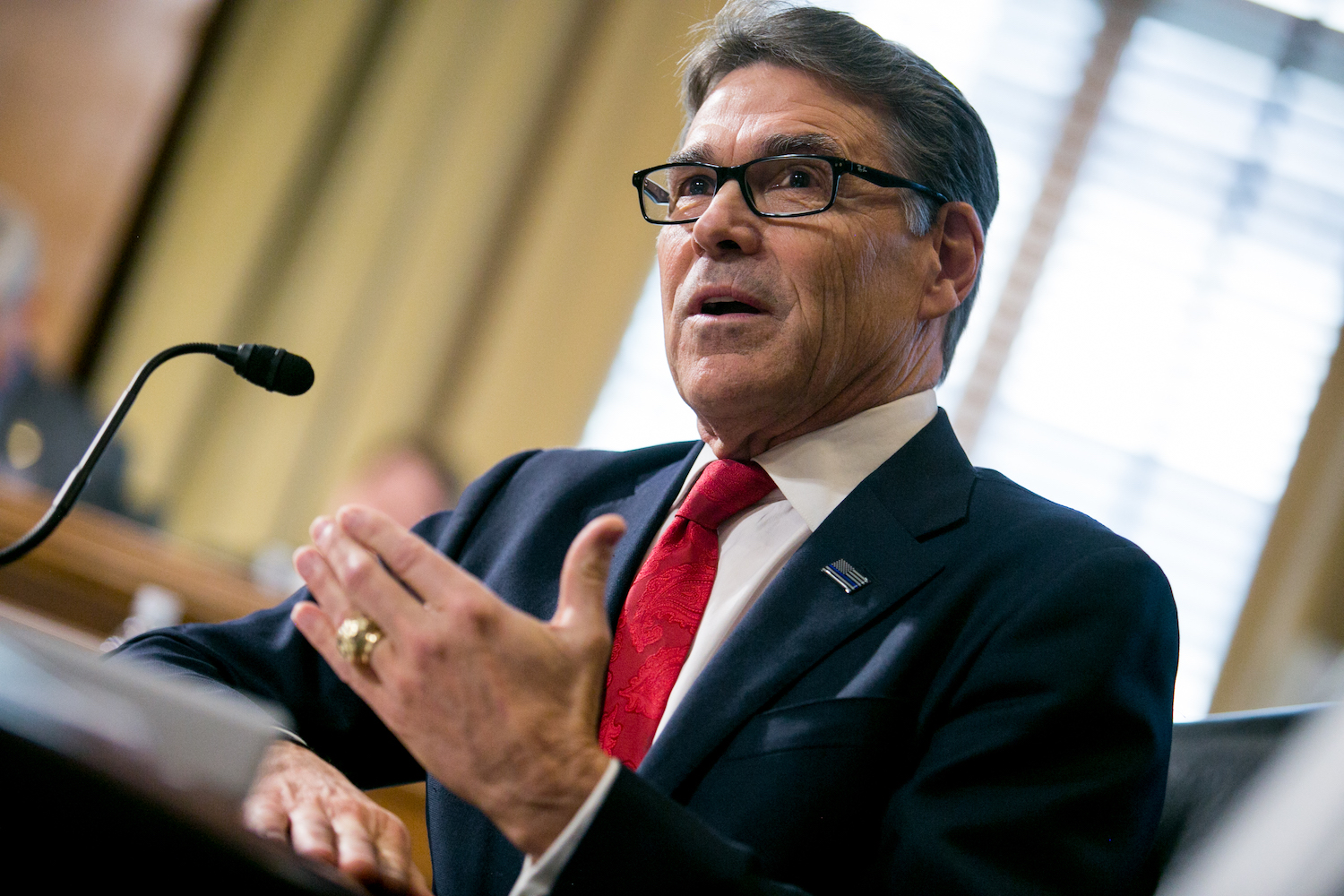 Rick Perry approves first natural gas export project as secretary