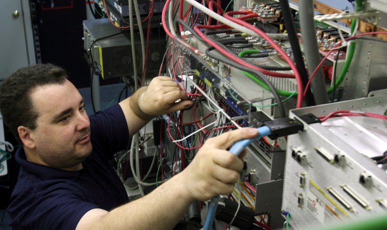 Despite the long trail of failed taxpayer-funded Internet programs, beginning in places such as Provo, Utah, and running through California's South Bay region, lawmakers in other cities continue to insist these programs can work if properly administered. ( AP Photo/Pat Wellenbach)