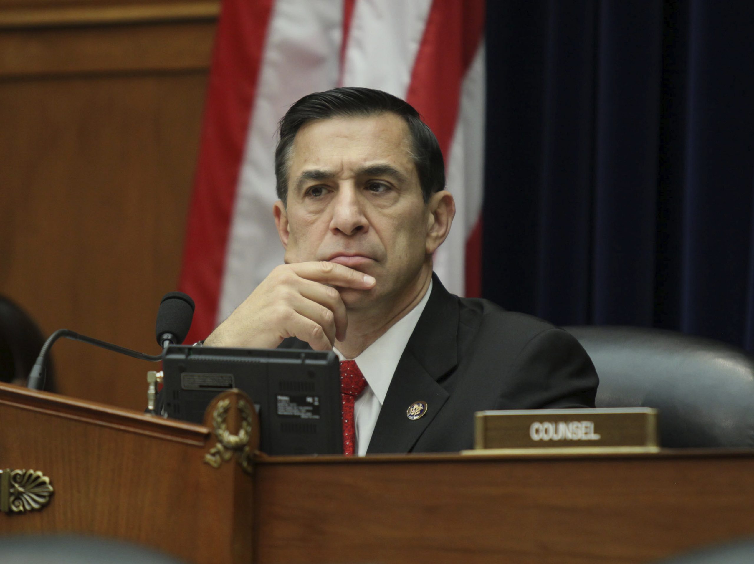 Darrell Issa vows to press probe of White House political office